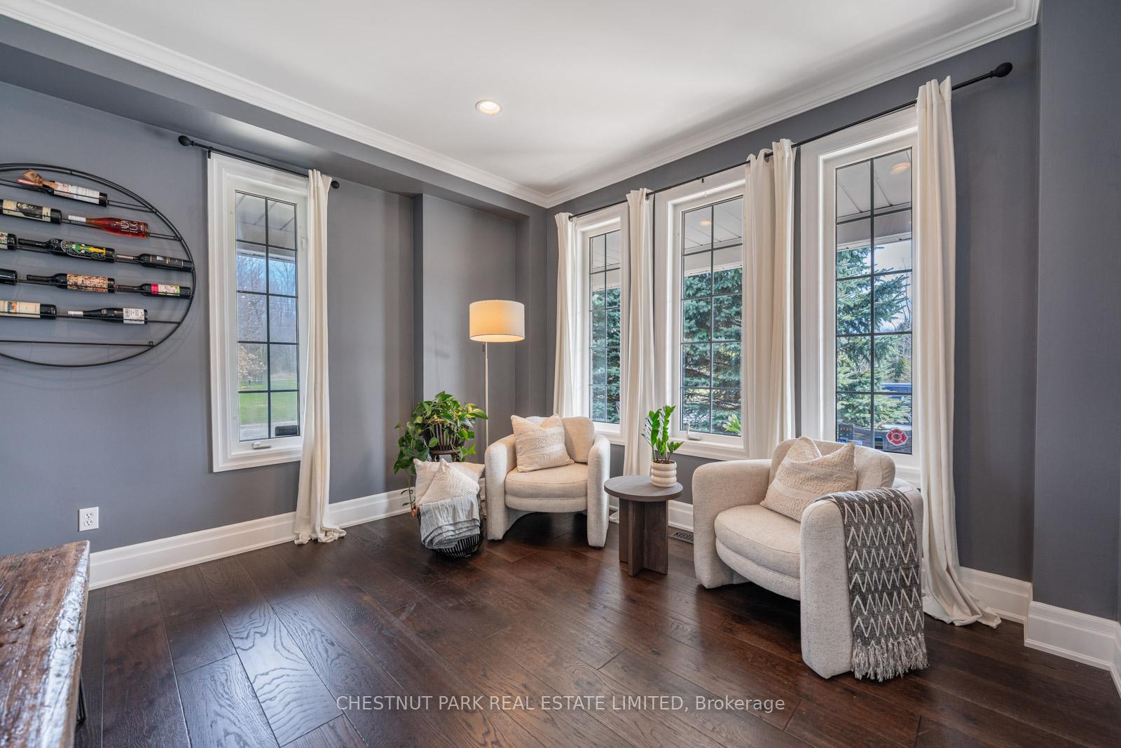 Photo 2 of 122 Herrema Boulevard, Uxbridge — HOMEH