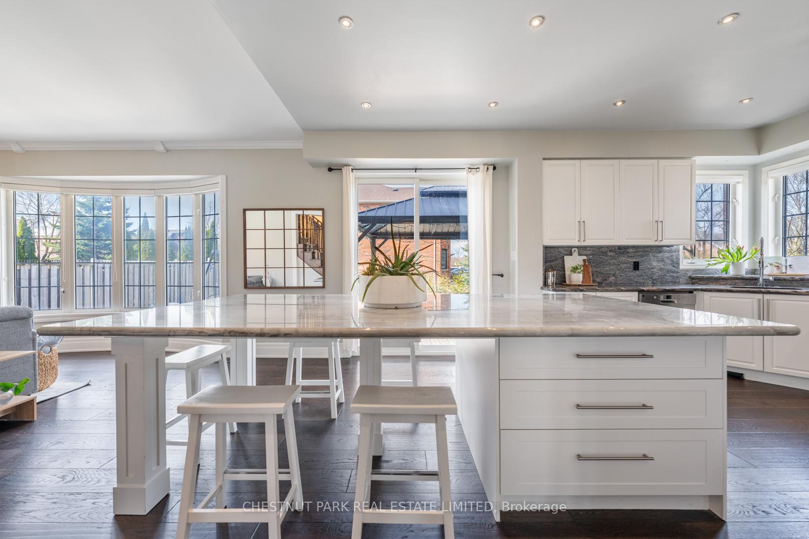 Photo 28 of 122 Herrema Boulevard, Uxbridge — HOMEH