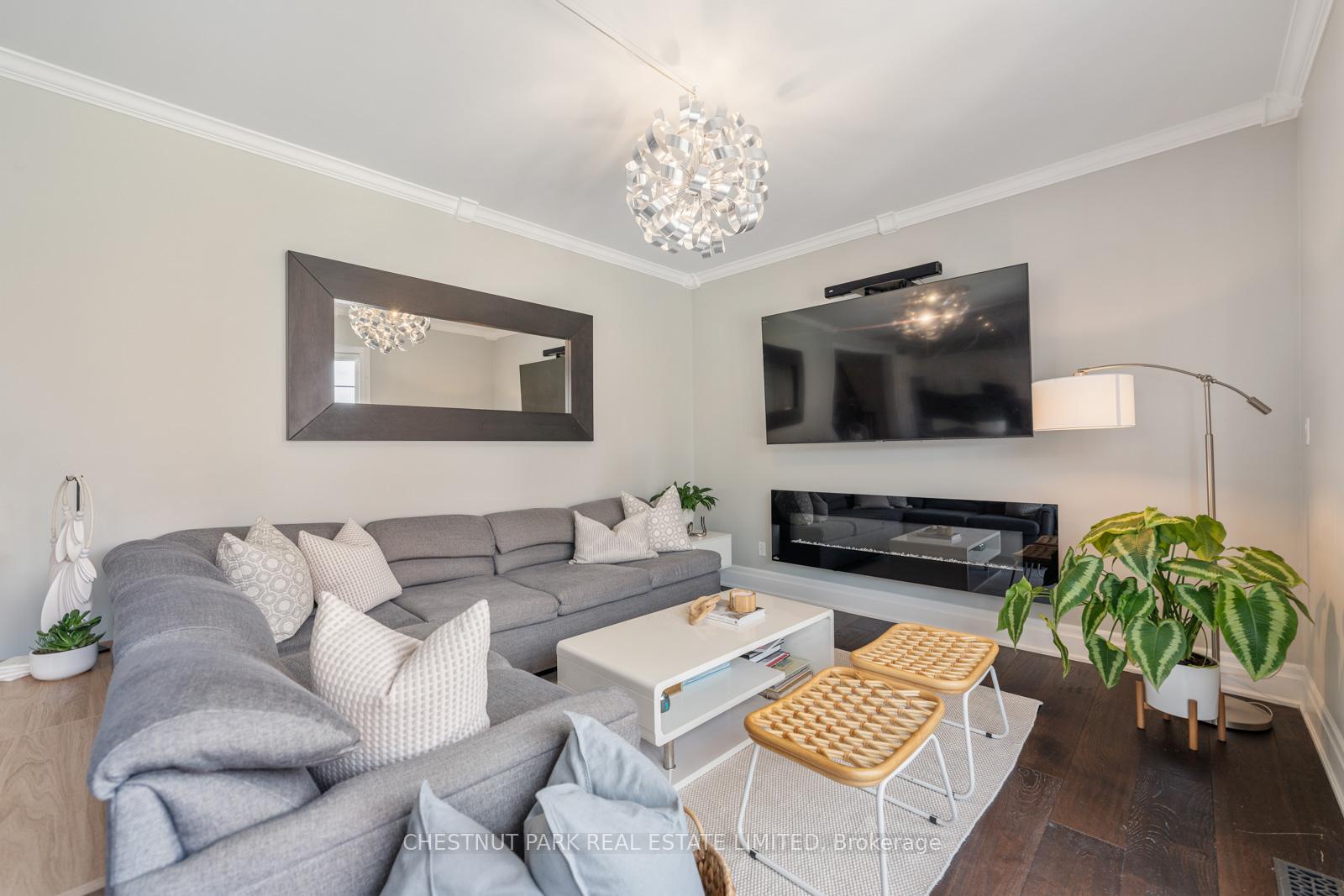 Photo 15 of 122 Herrema Boulevard, Uxbridge — HOMEH