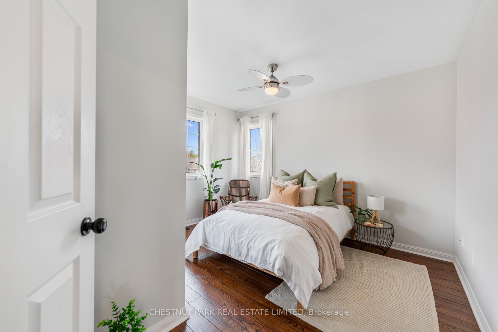Photo 26 of 122 Herrema Boulevard, Uxbridge — HOMEH