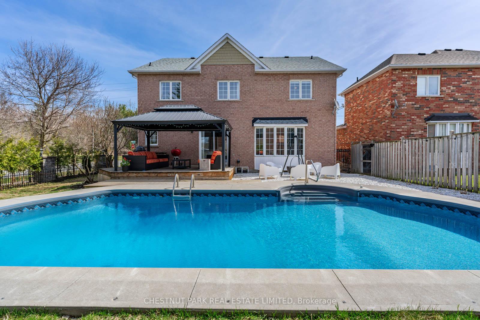 Photo 34 of 122 Herrema Boulevard, Uxbridge — HOMEH