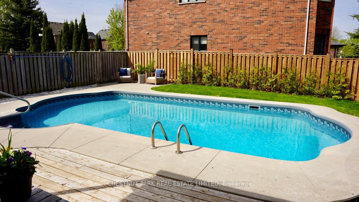 Photo 36 of 122 Herrema Boulevard, Uxbridge — HOMEH