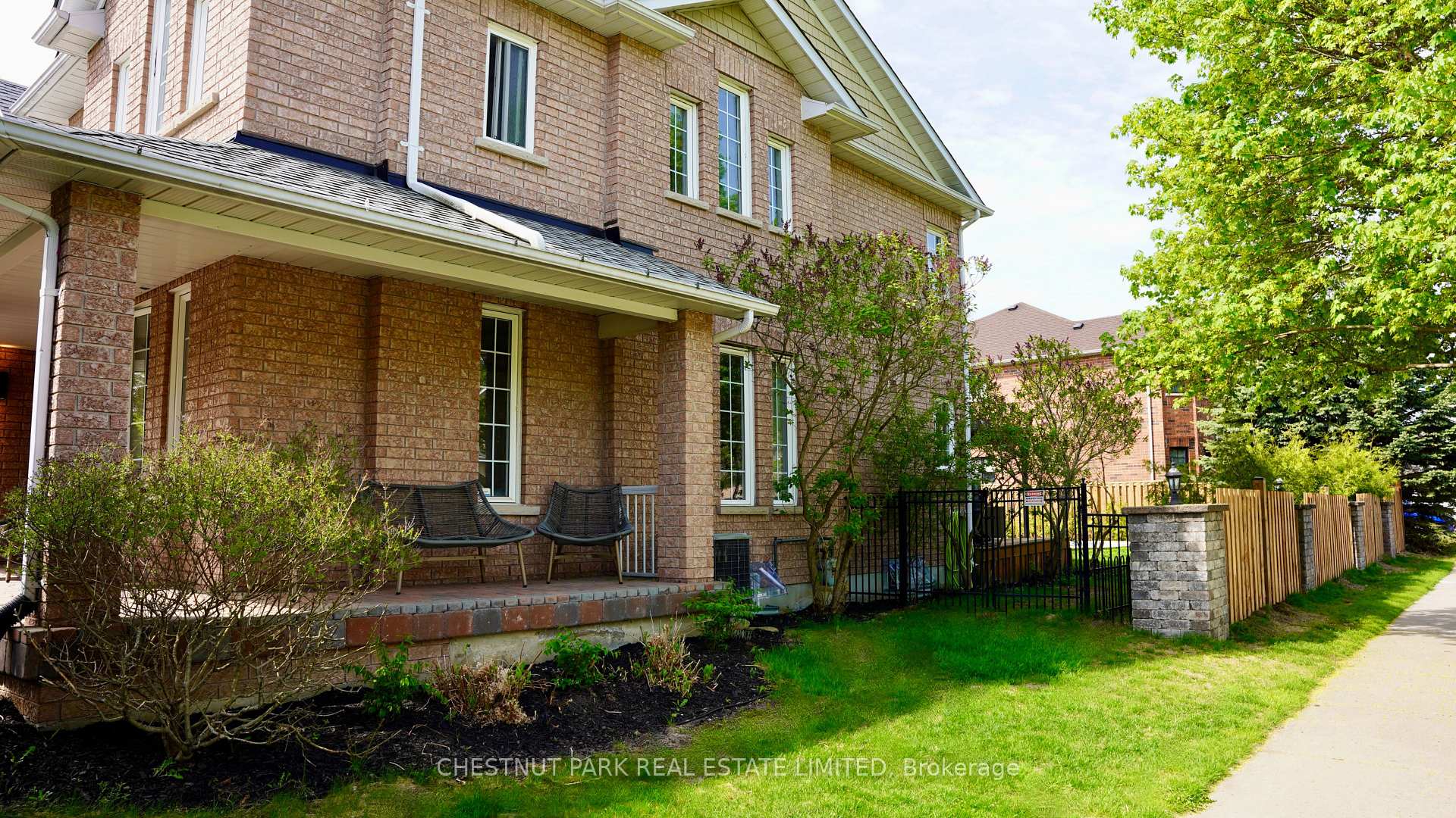 Photo 49 of 122 Herrema Boulevard, Uxbridge — HOMEH