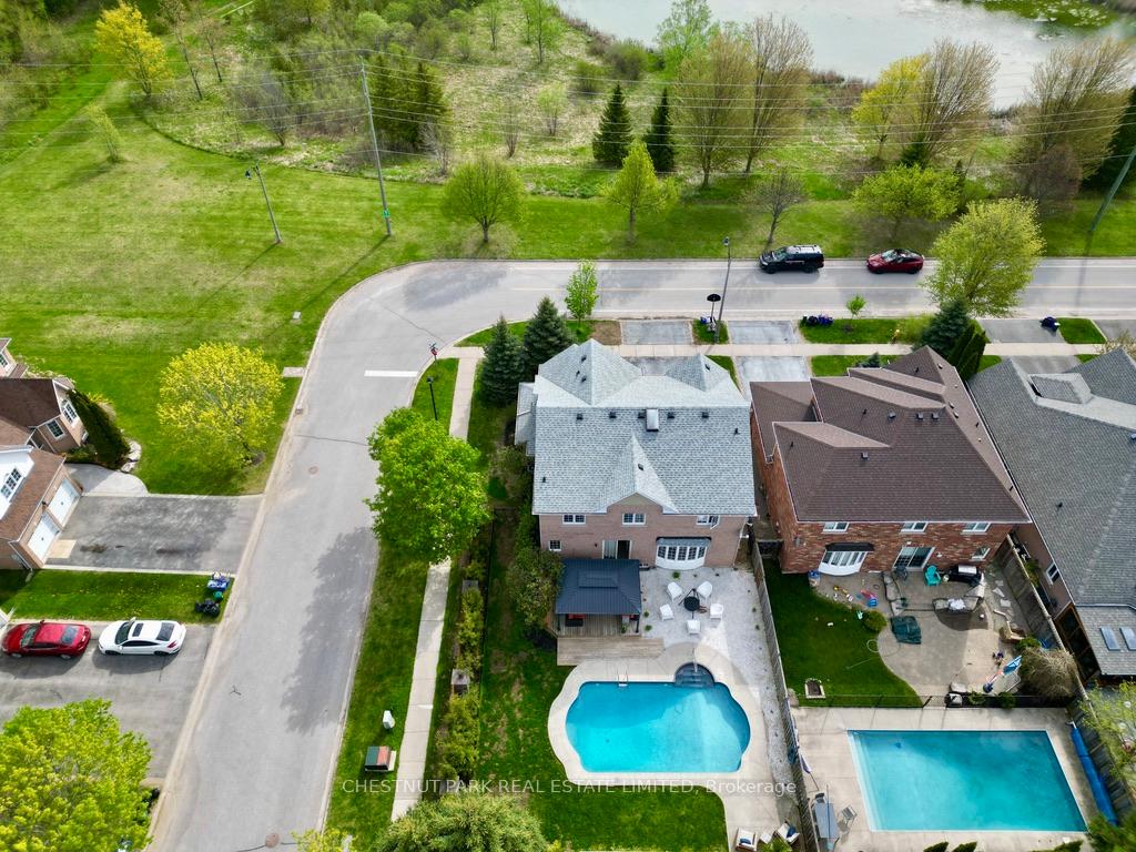Photo 43 of 122 Herrema Boulevard, Uxbridge — HOMEH