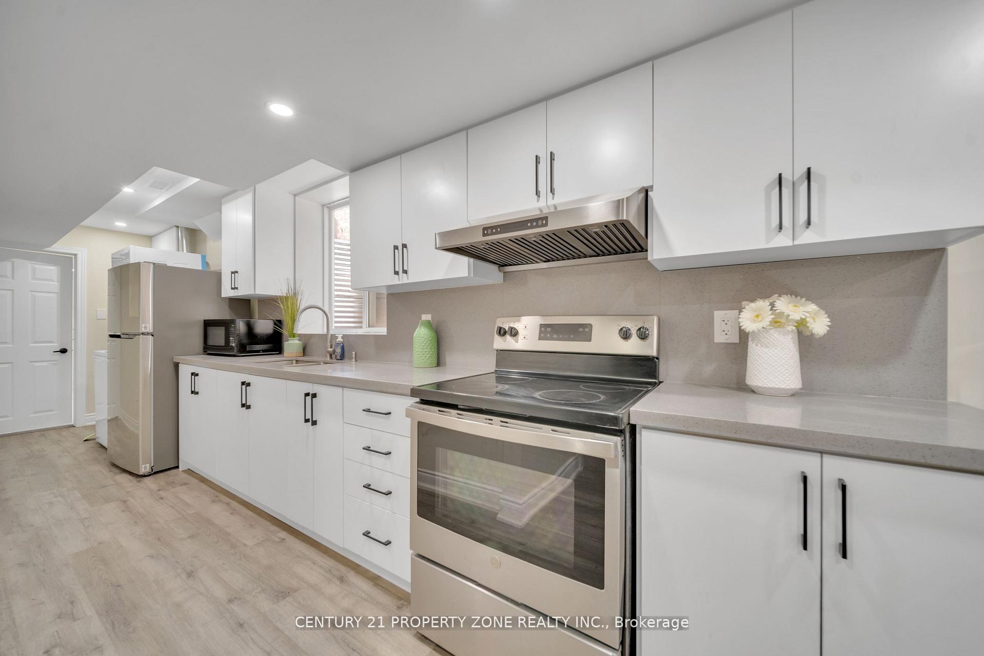 Photo 24 of 17 Crumlin Crescent, Brampton, Credit Valley — HOMEH