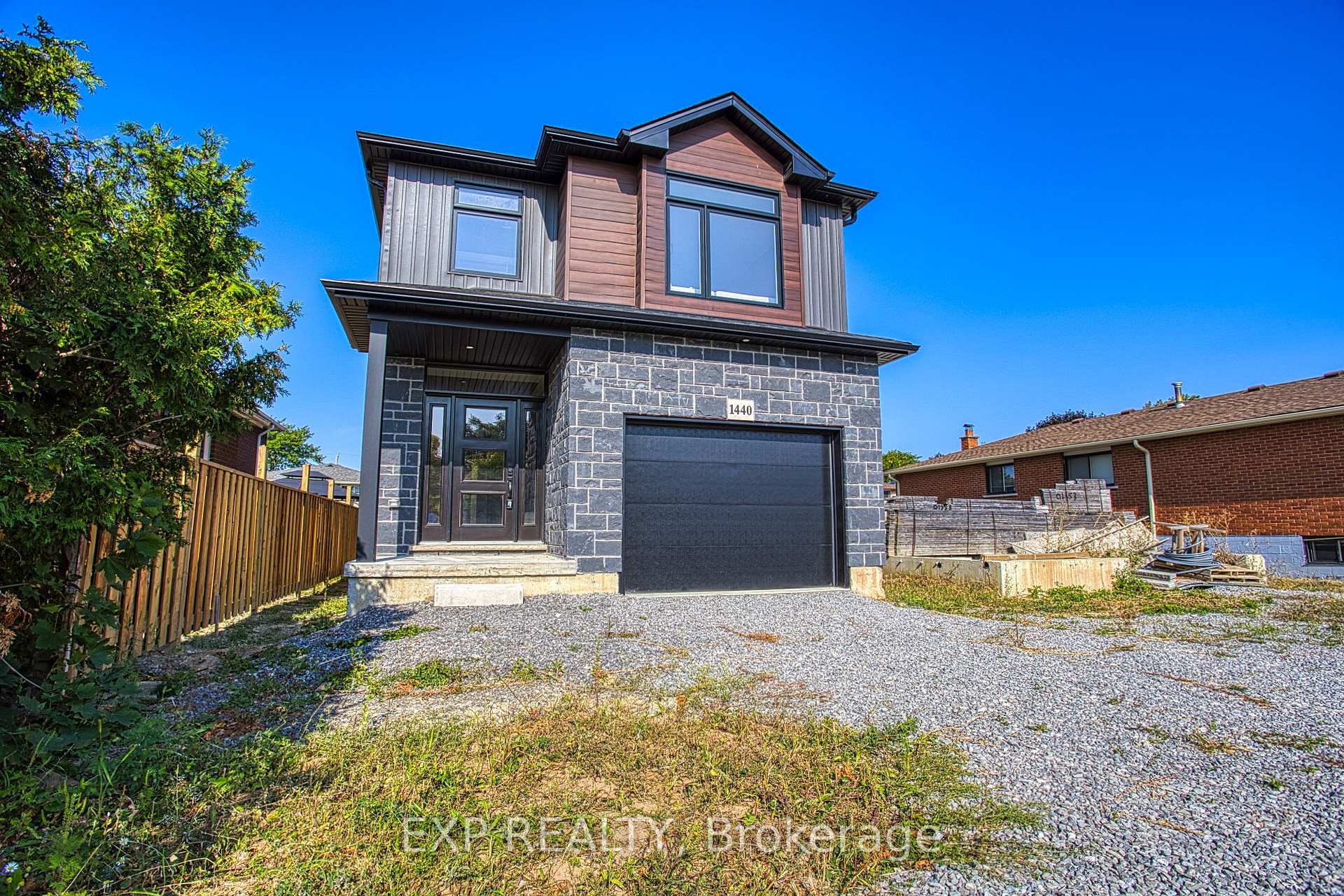 Photo 1 of 1440 Upper Gage Avenue, Hamilton, Eleanor — HOMEH