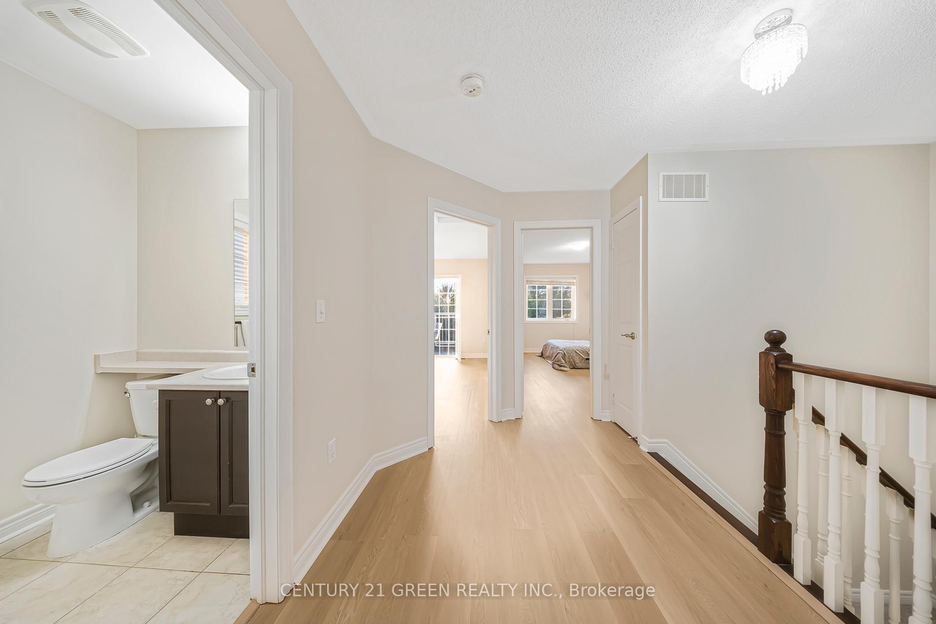 Photo 14 of 35 Samantha Crescent, Brampton, Sandringham-Wellington — HOMEH