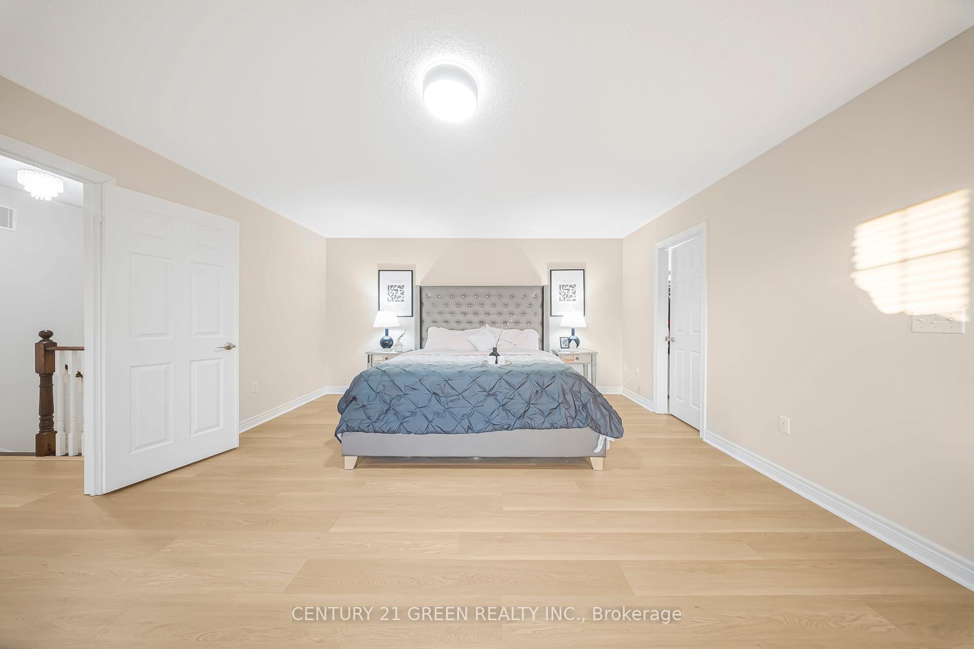 Photo 9 of 35 Samantha Crescent, Brampton, Sandringham-Wellington — HOMEH