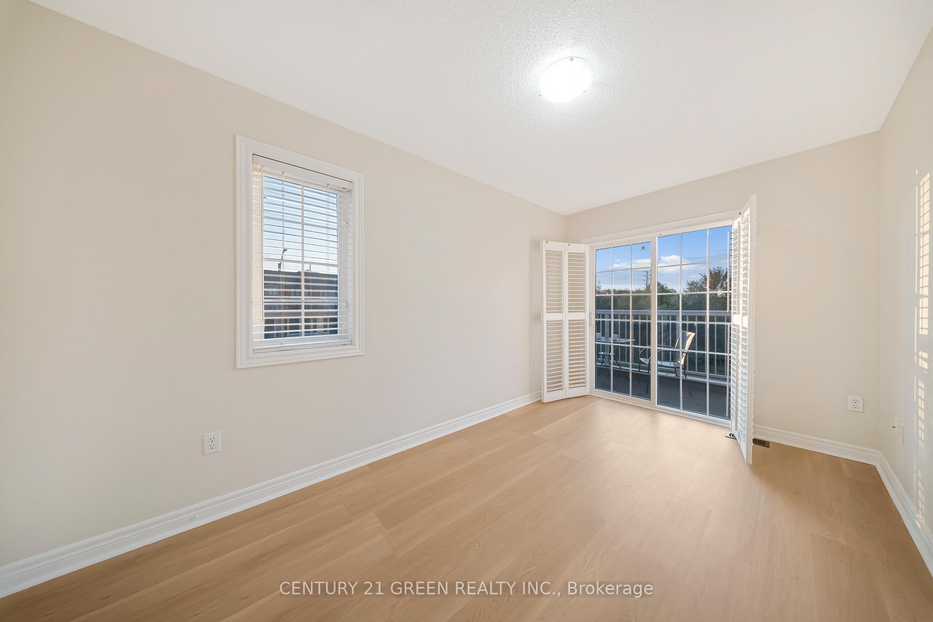 Photo 19 of 35 Samantha Crescent, Brampton, Sandringham-Wellington — HOMEH