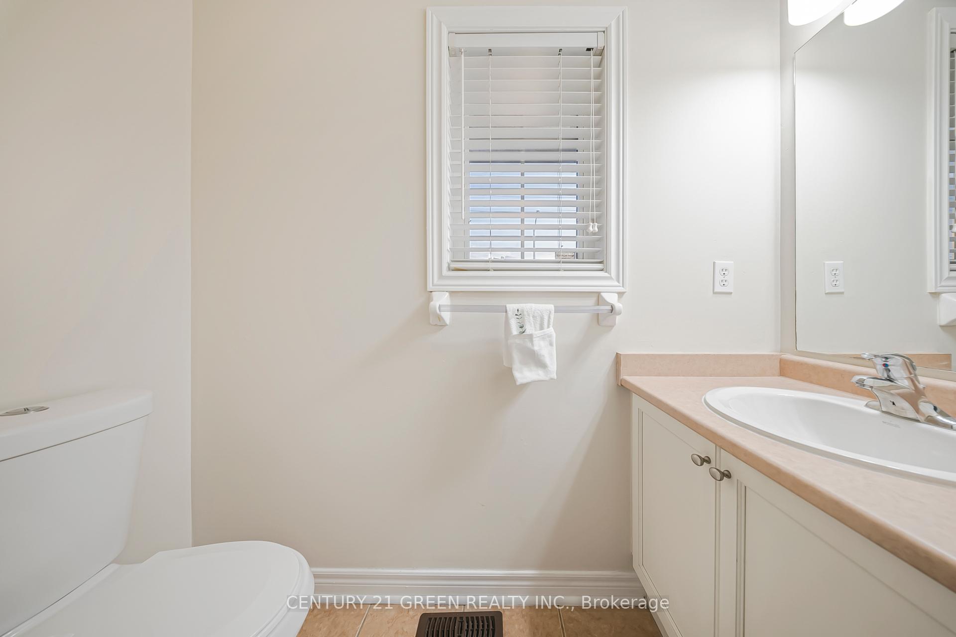 Photo 34 of 35 Samantha Crescent, Brampton, Sandringham-Wellington — HOMEH
