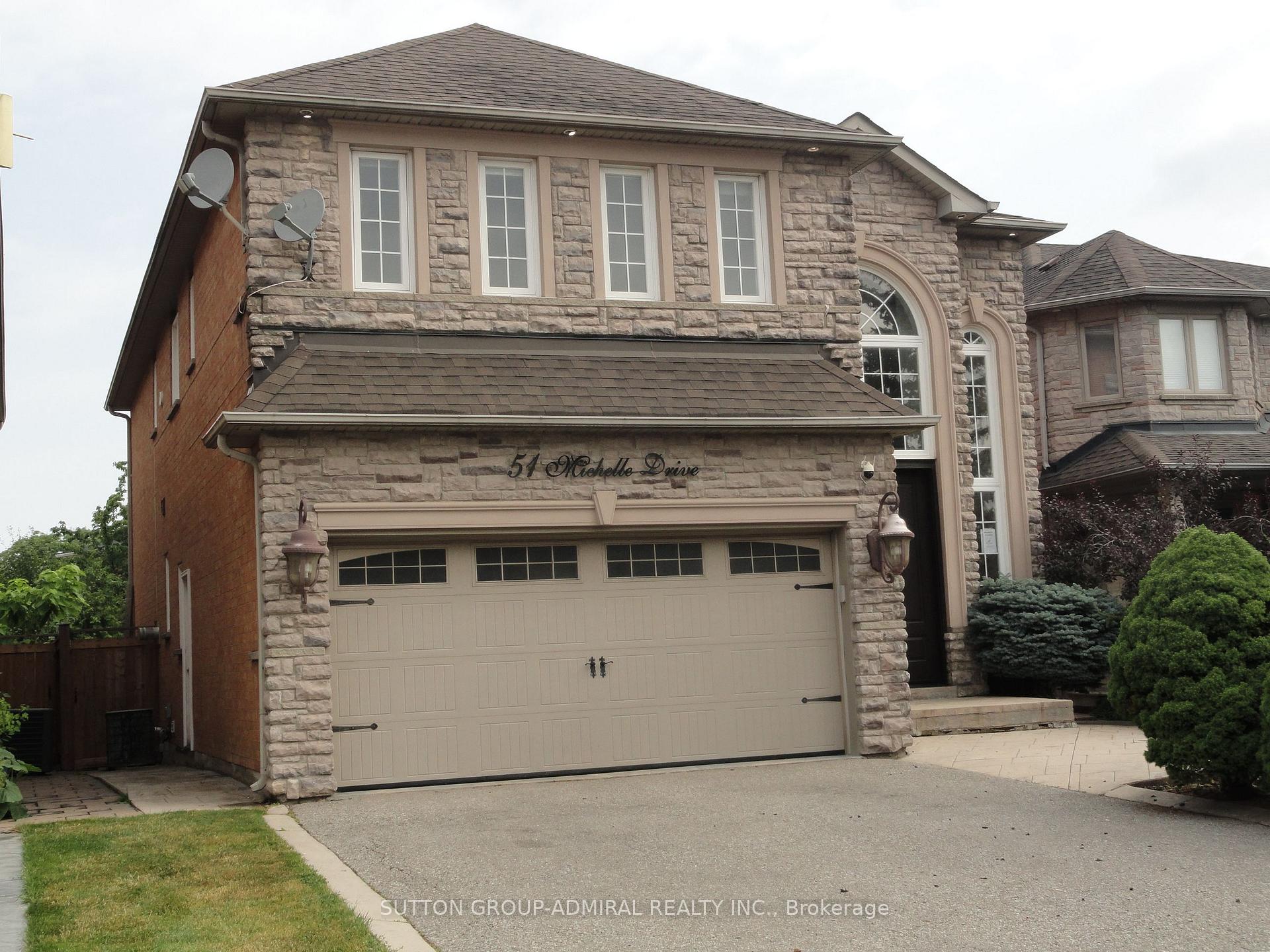 Photo 4 of 51 Michelle Drive, Vaughan, East Woodbridge — HOMEH