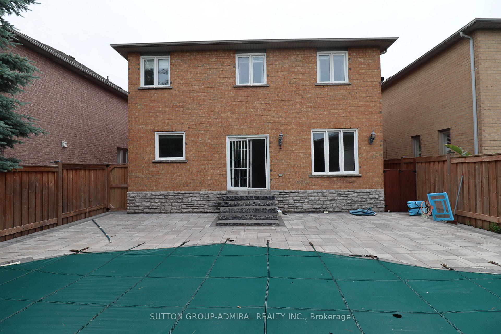 Photo 3 of 51 Michelle Drive, Vaughan, East Woodbridge — HOMEH