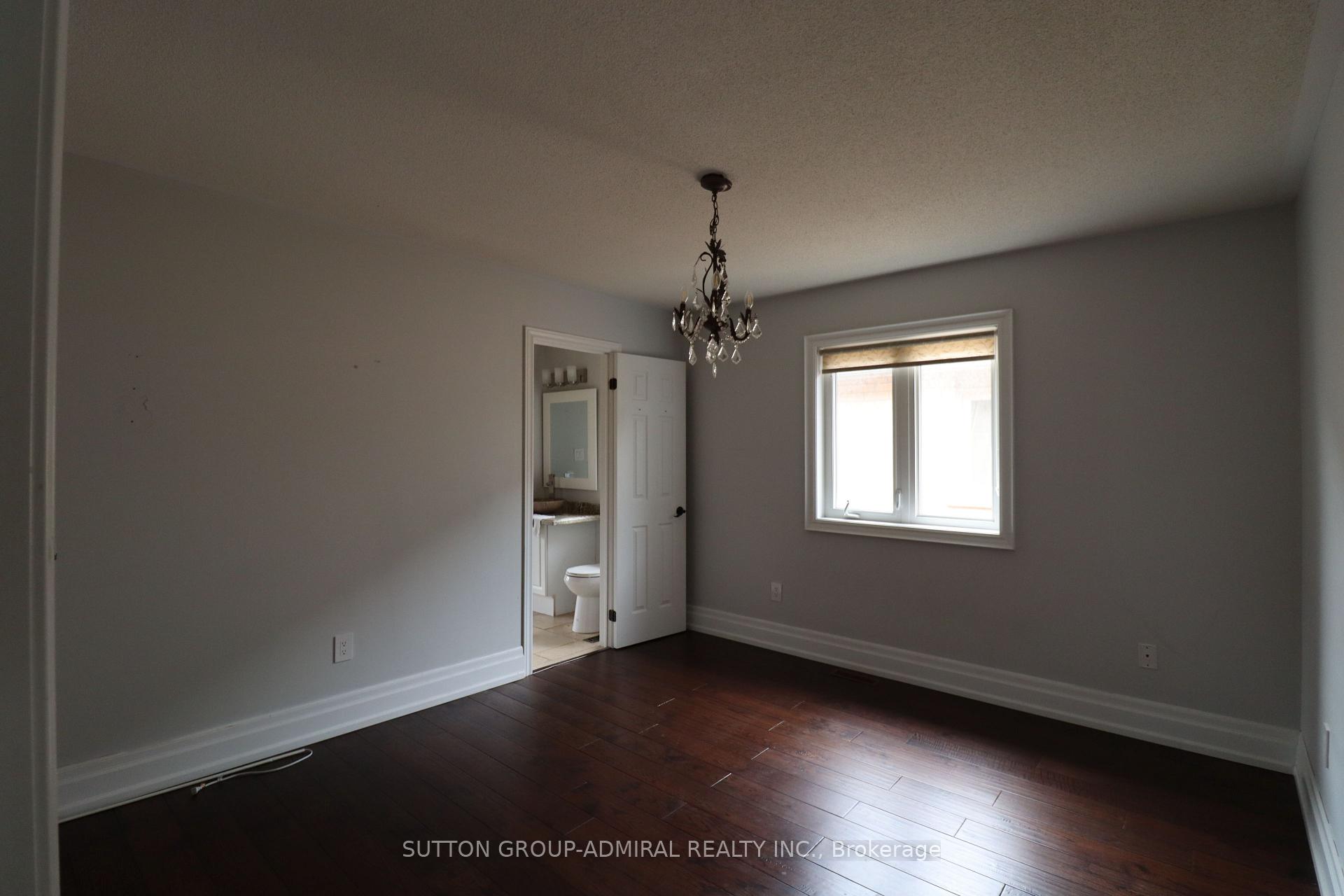 Photo 7 of 51 Michelle Drive, Vaughan, East Woodbridge — HOMEH