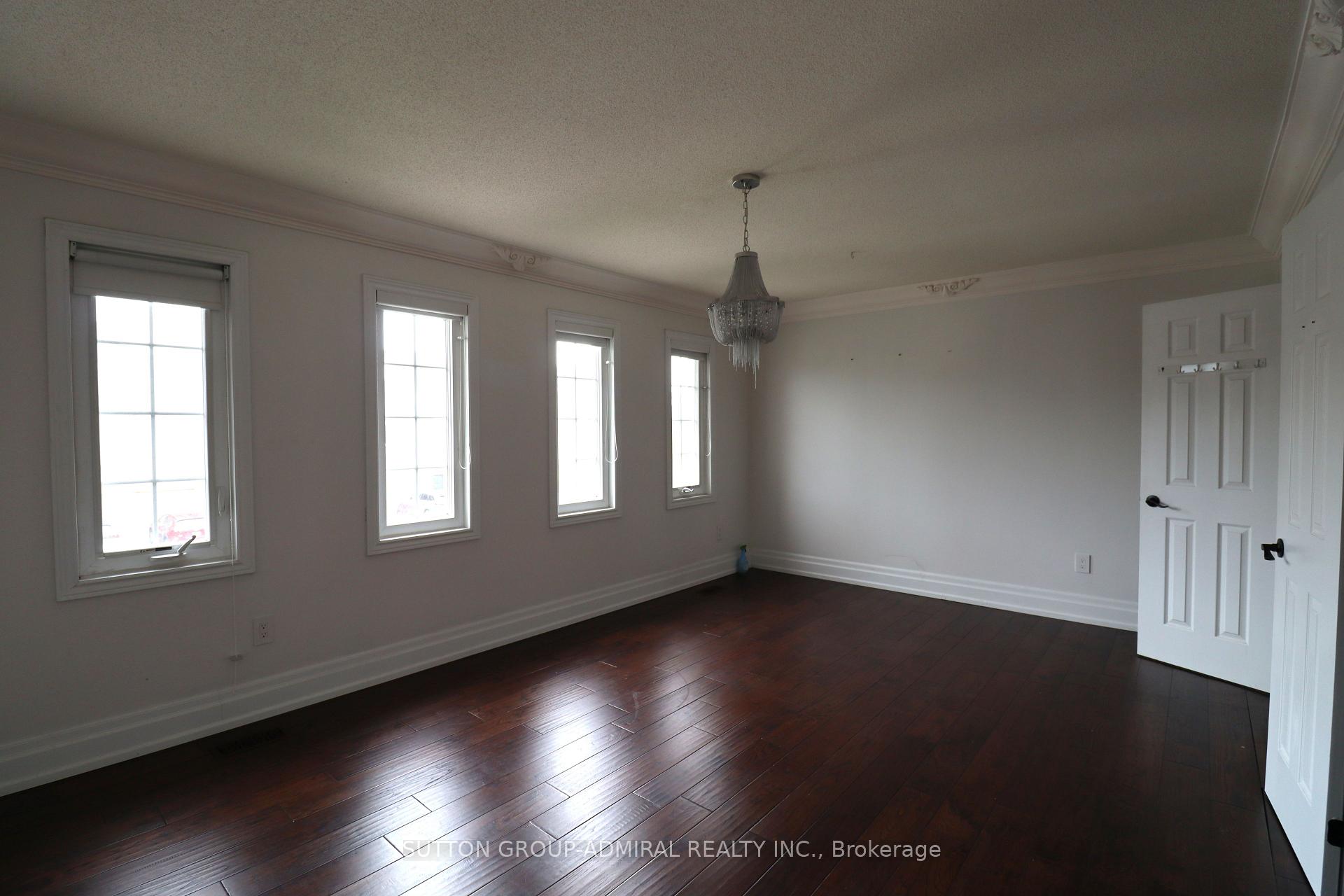 Photo 27 of 51 Michelle Drive, Vaughan, East Woodbridge — HOMEH