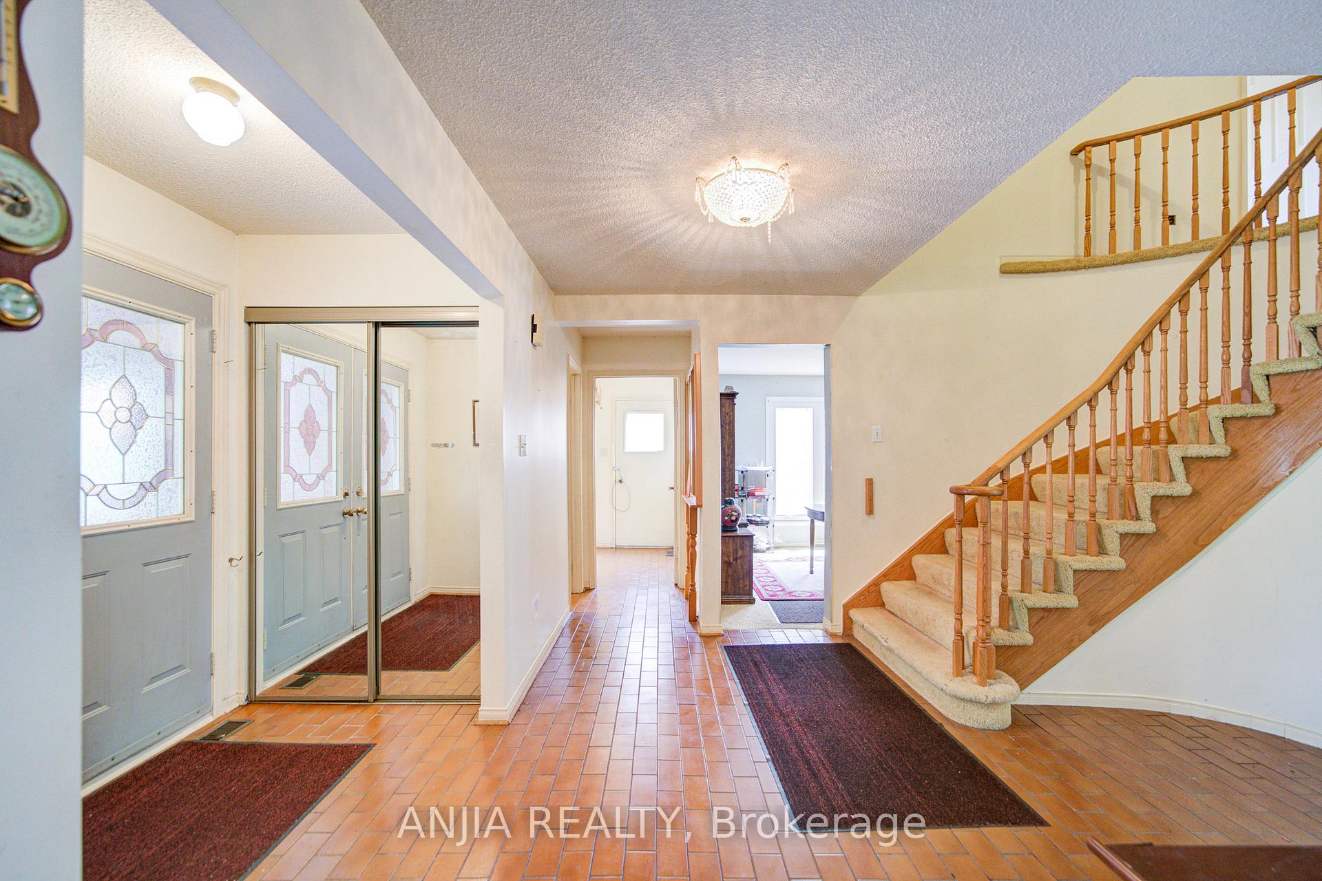 Photo 4 of 78 Harvest Moon Drive, Markham, Milliken Mills West — HOMEH