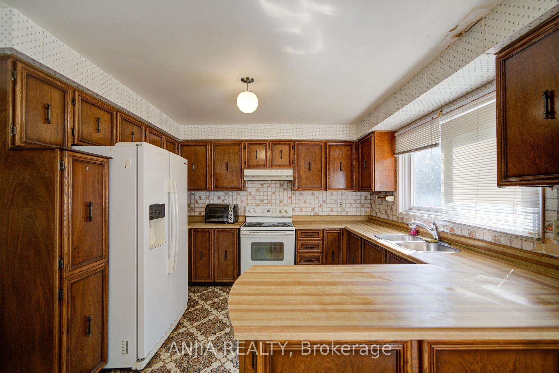 Photo 12 of 78 Harvest Moon Drive, Markham, Milliken Mills West — HOMEH