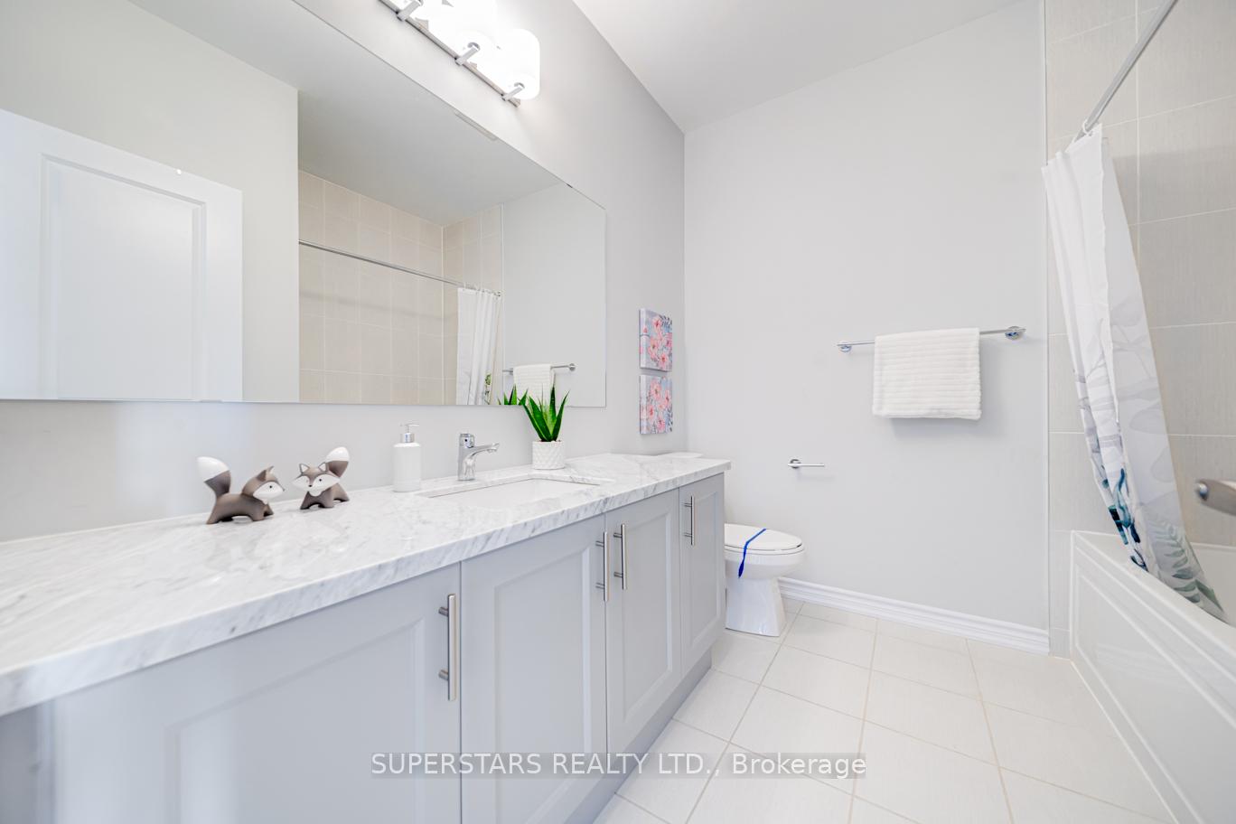 Photo 16 of 54 Harvey Bunker Crescent, Markham, Angus Glen — HOMEH