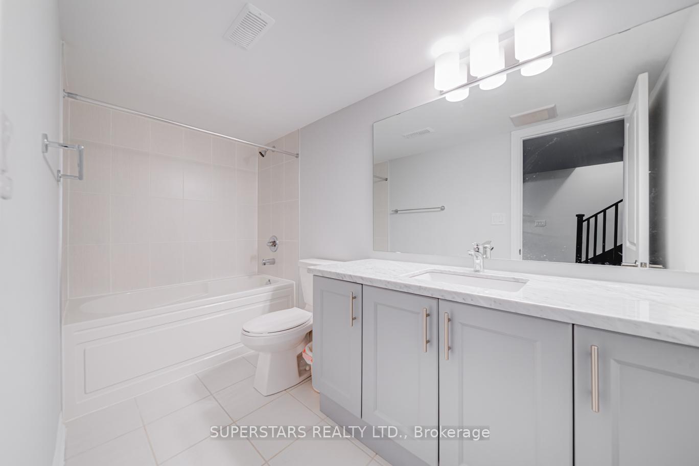 Photo 20 of 54 Harvey Bunker Crescent, Markham, Angus Glen — HOMEH