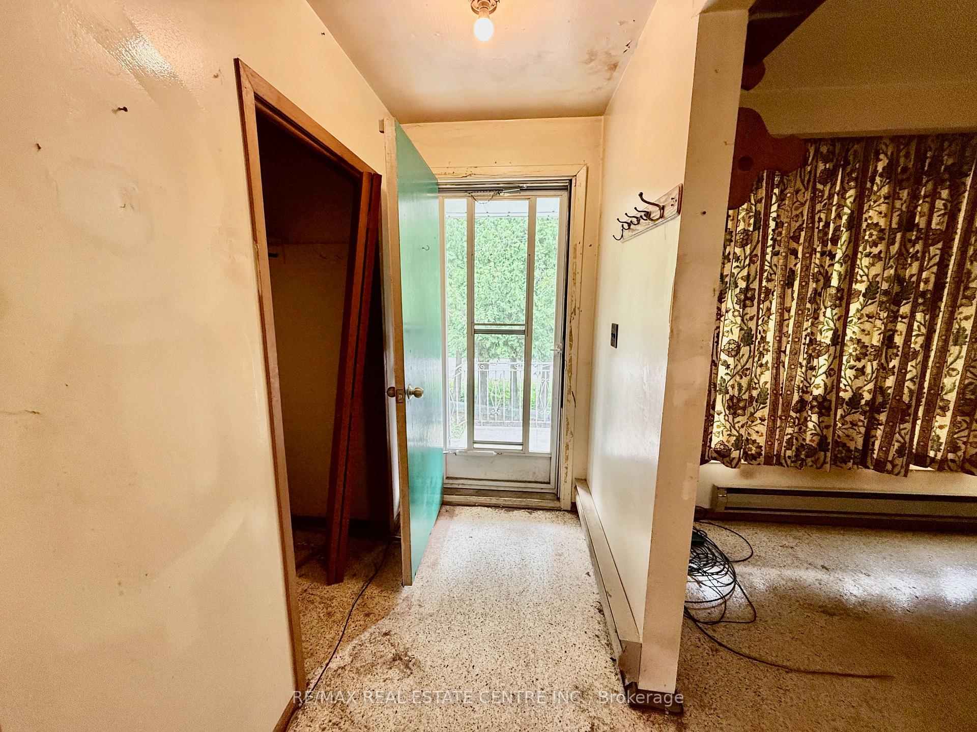 Photo 17 of 1086 Corner Avenue, Innisfil, Lefroy — HOMEH