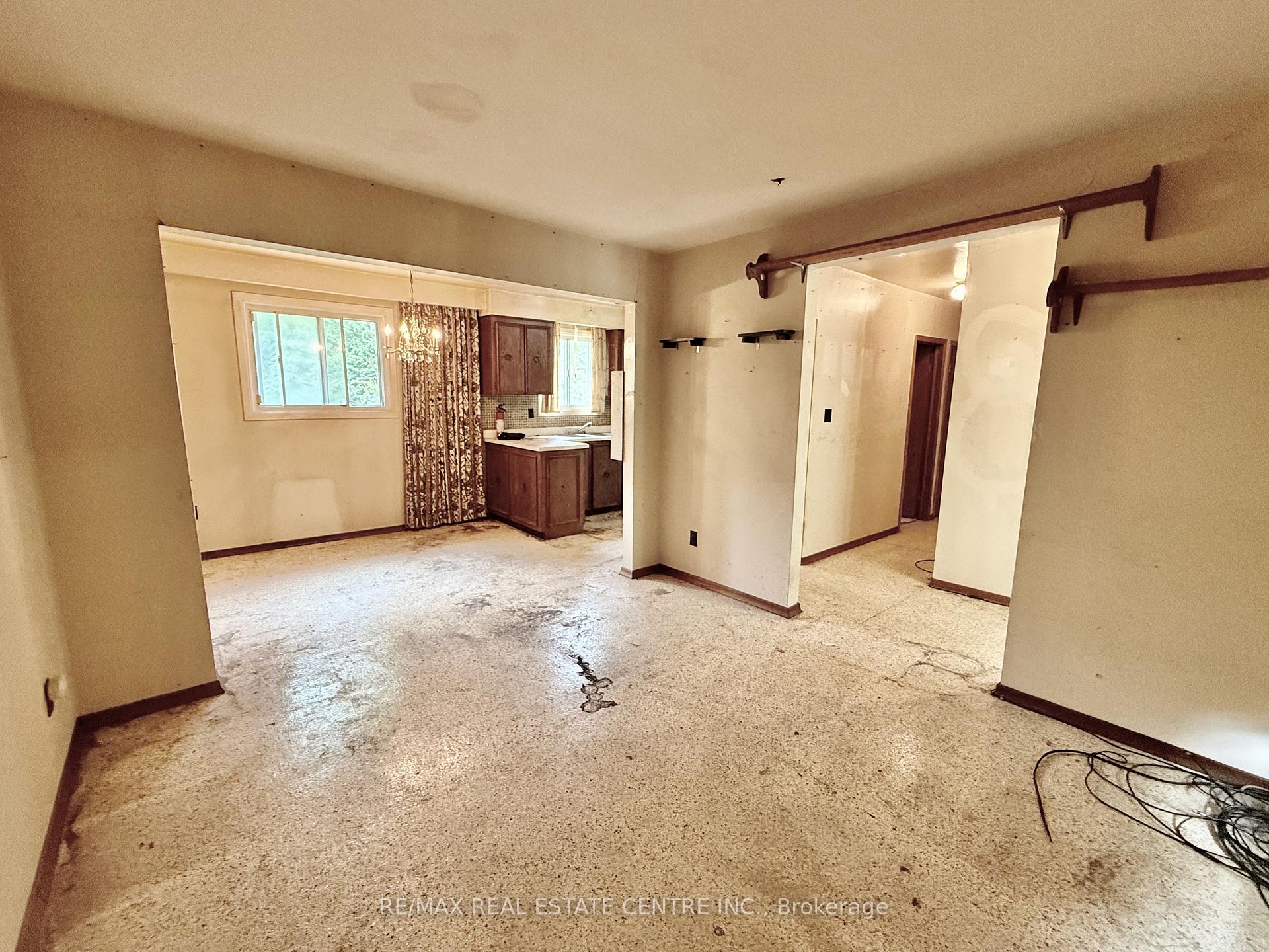 Photo 23 of 1086 Corner Avenue, Innisfil, Lefroy — HOMEH