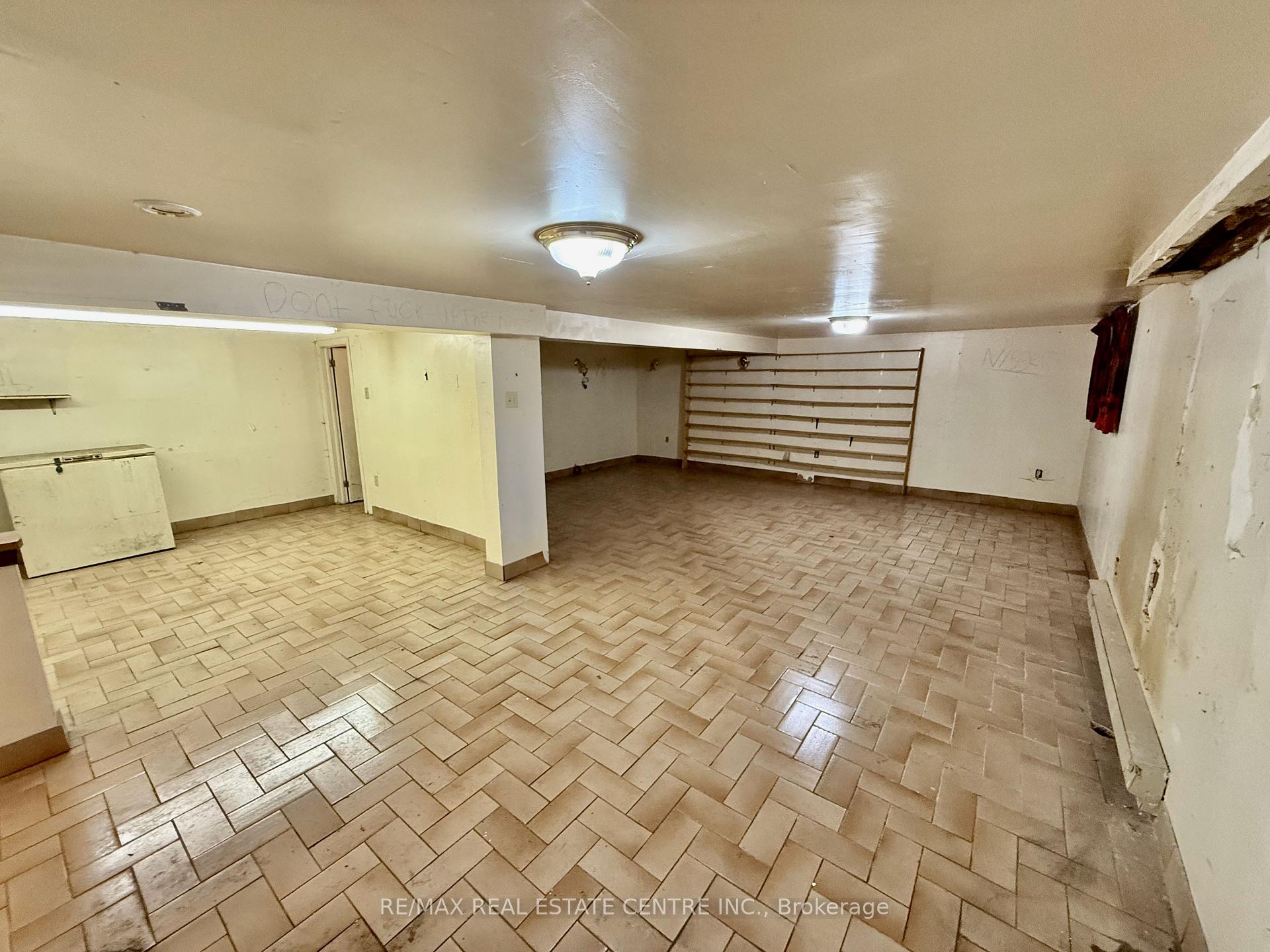 Photo 25 of 1086 Corner Avenue, Innisfil, Lefroy — HOMEH