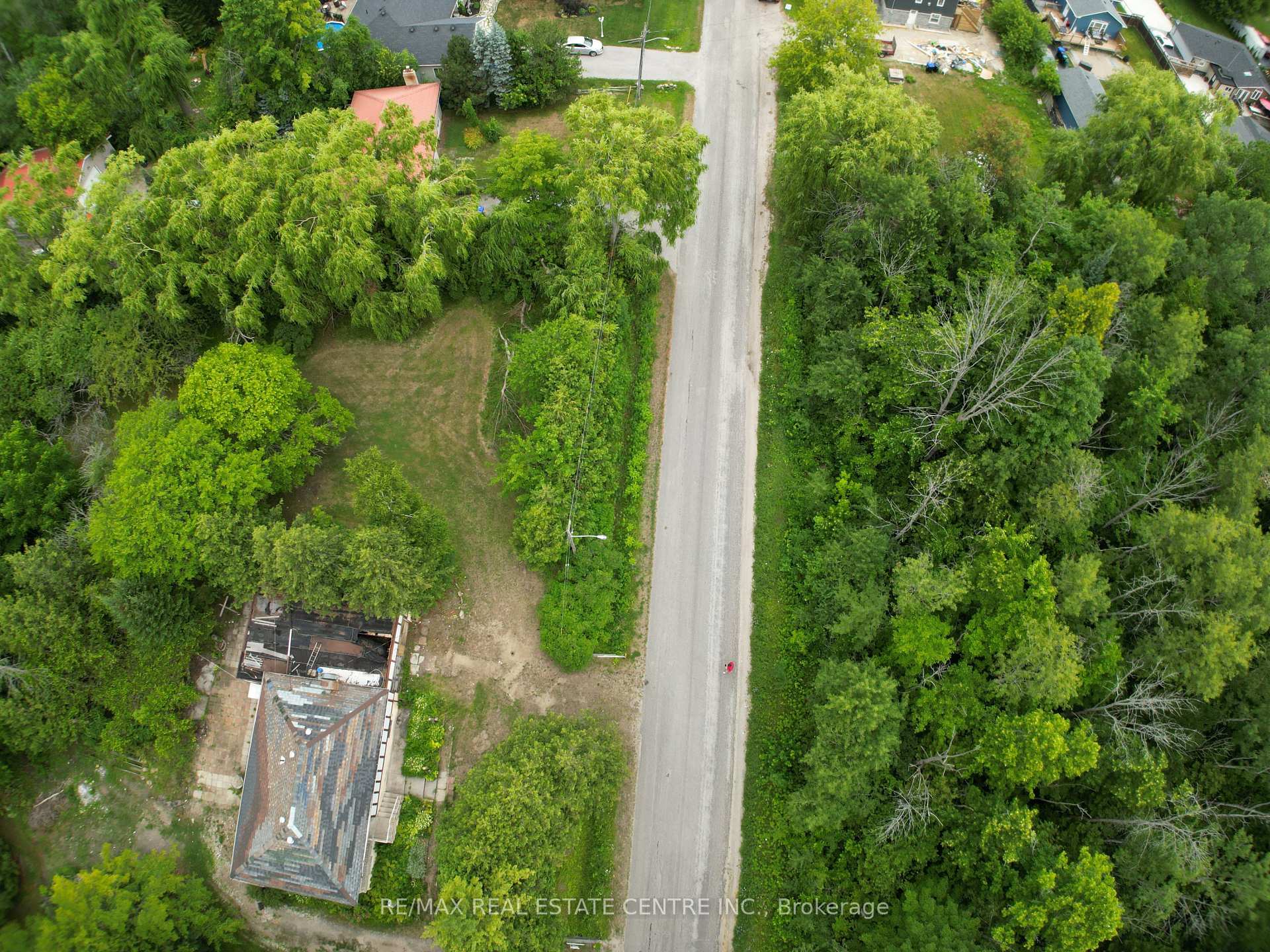 Photo 28 of 1086 Corner Avenue, Innisfil, Lefroy — HOMEH