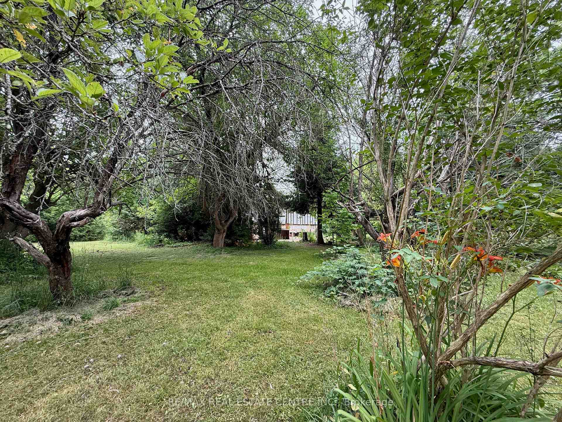 Photo 47 of 1086 Corner Avenue, Innisfil, Lefroy — HOMEH