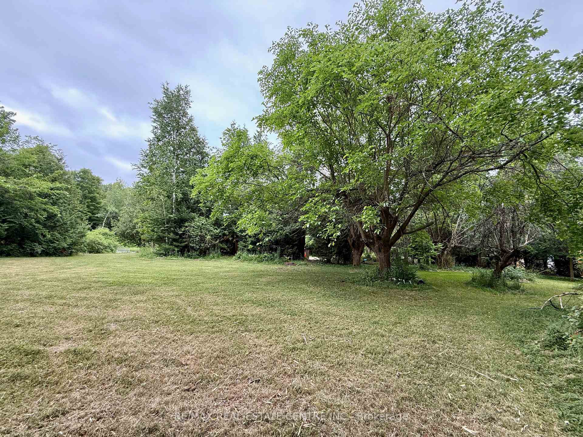 Photo 49 of 1086 Corner Avenue, Innisfil, Lefroy — HOMEH