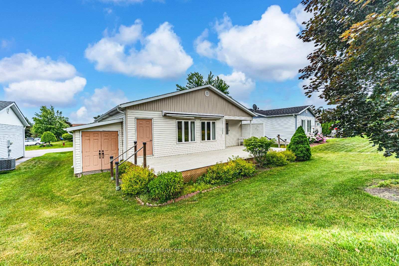 Photo 9 of 22 Trellis Lane, Innisfil, Rural Innisfil — HOMEH