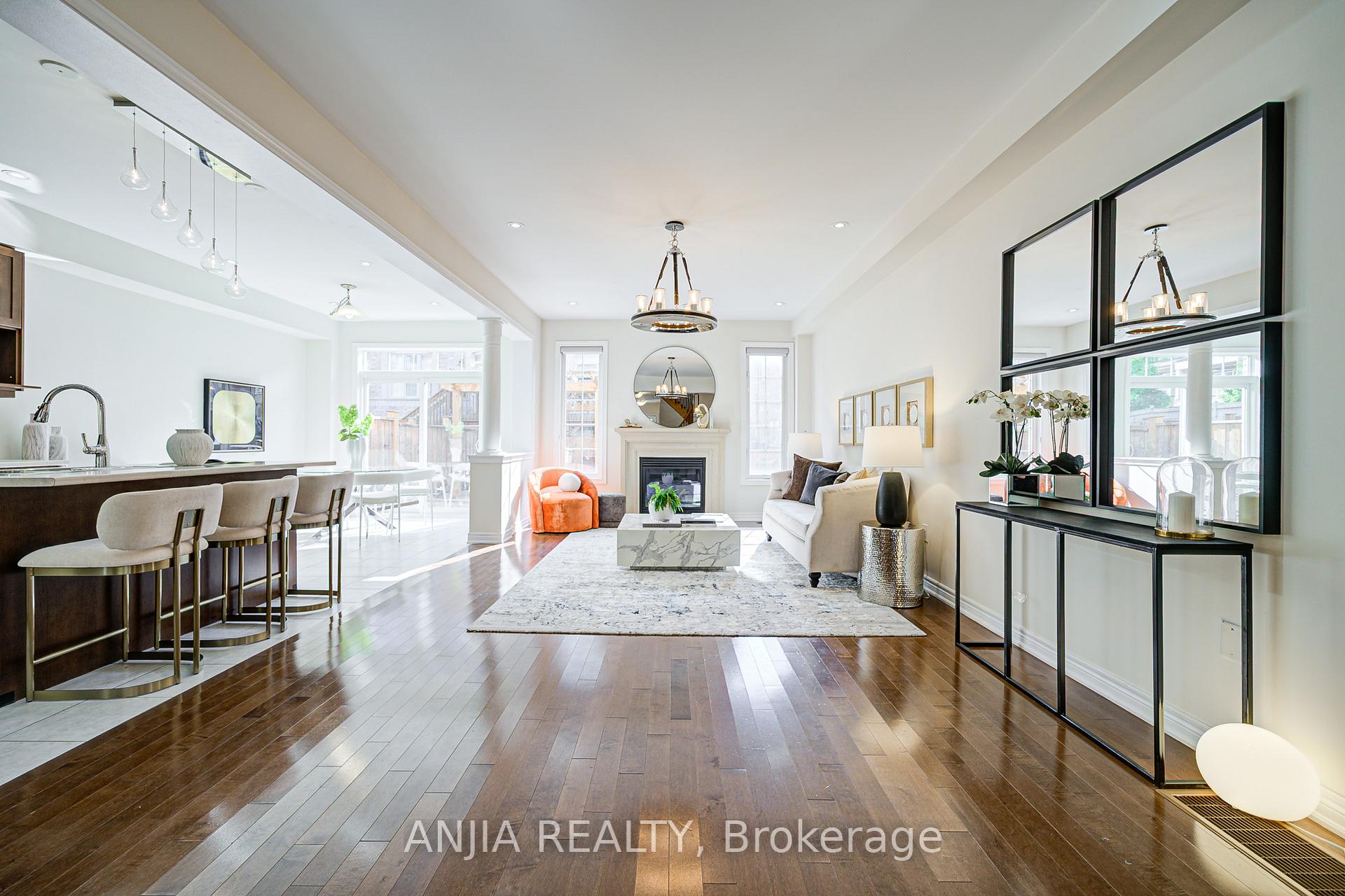Photo 7 of 4 Christian Ritter Drive, Markham, Berczy — HOMEH