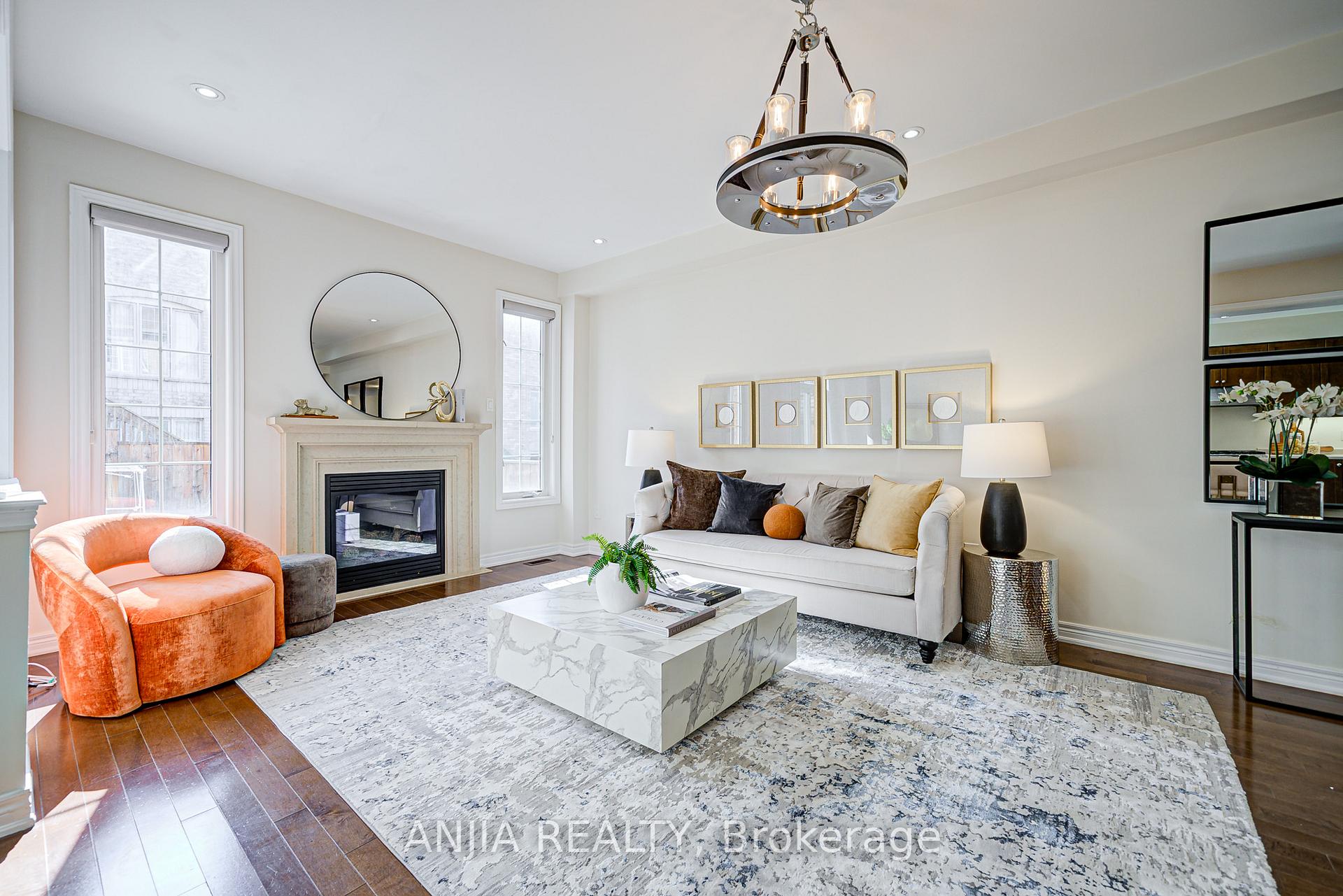 Photo 14 of 4 Christian Ritter Drive, Markham, Berczy — HOMEH