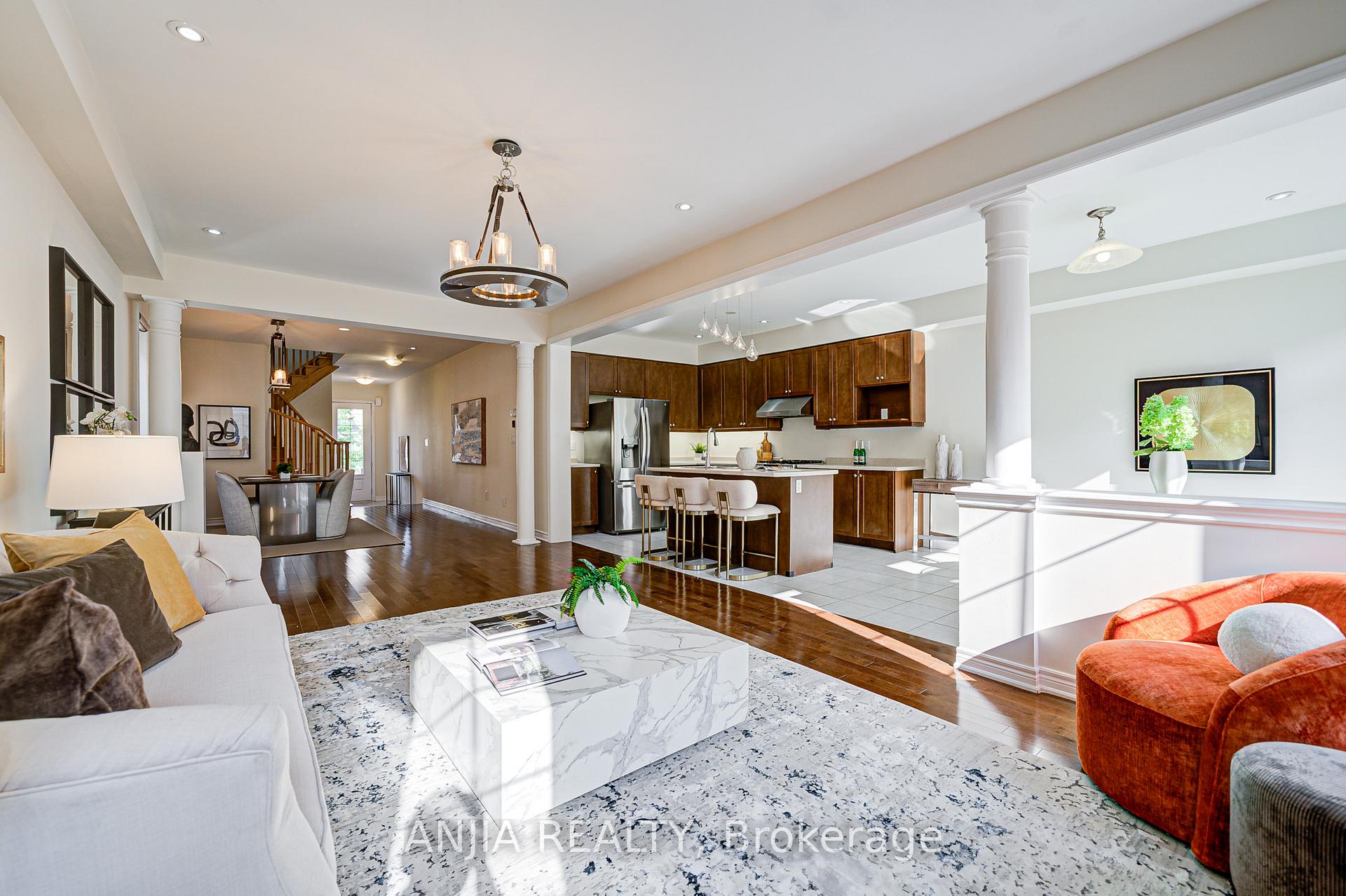 Photo 16 of 4 Christian Ritter Drive, Markham, Berczy — HOMEH