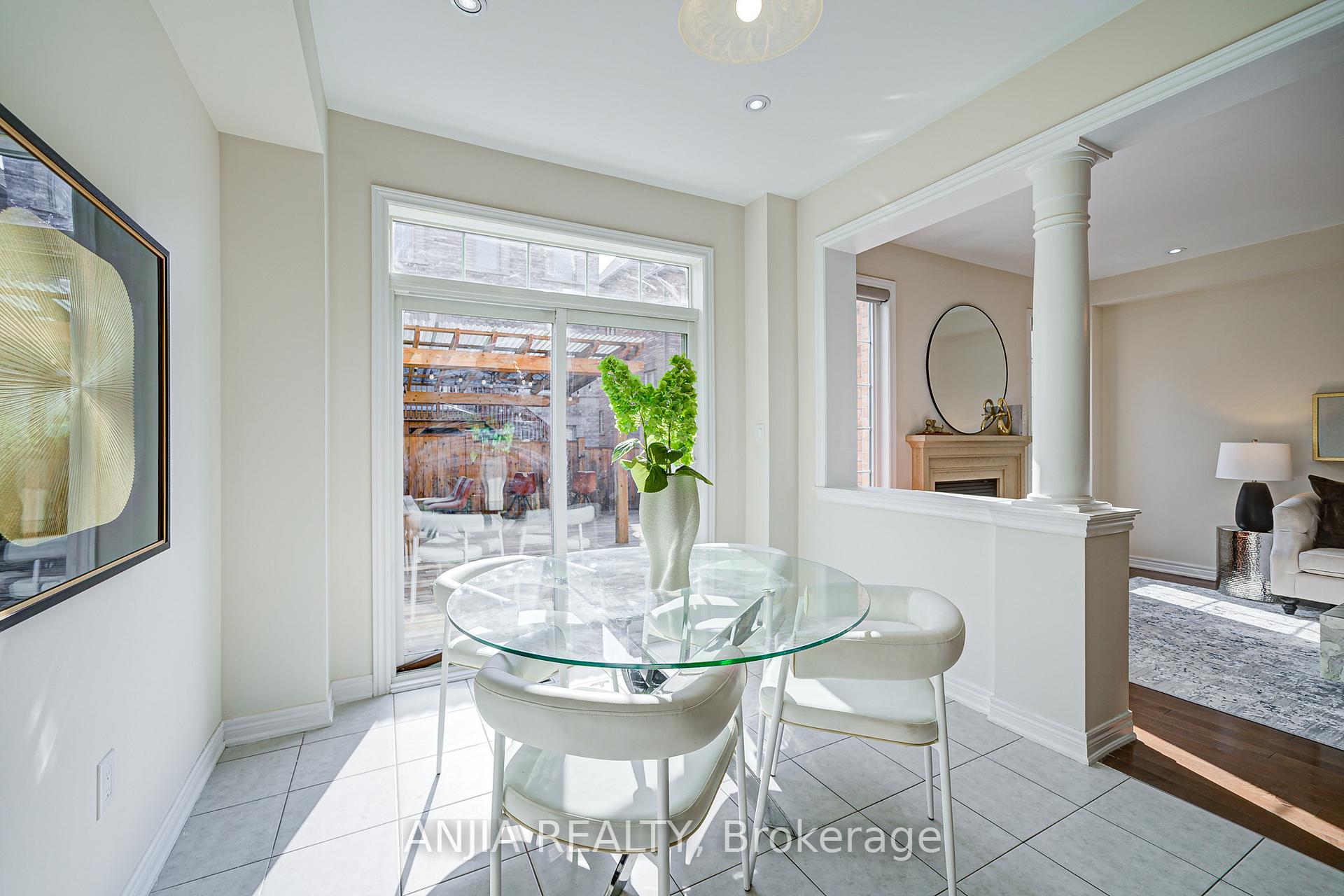 Photo 18 of 4 Christian Ritter Drive, Markham, Berczy — HOMEH