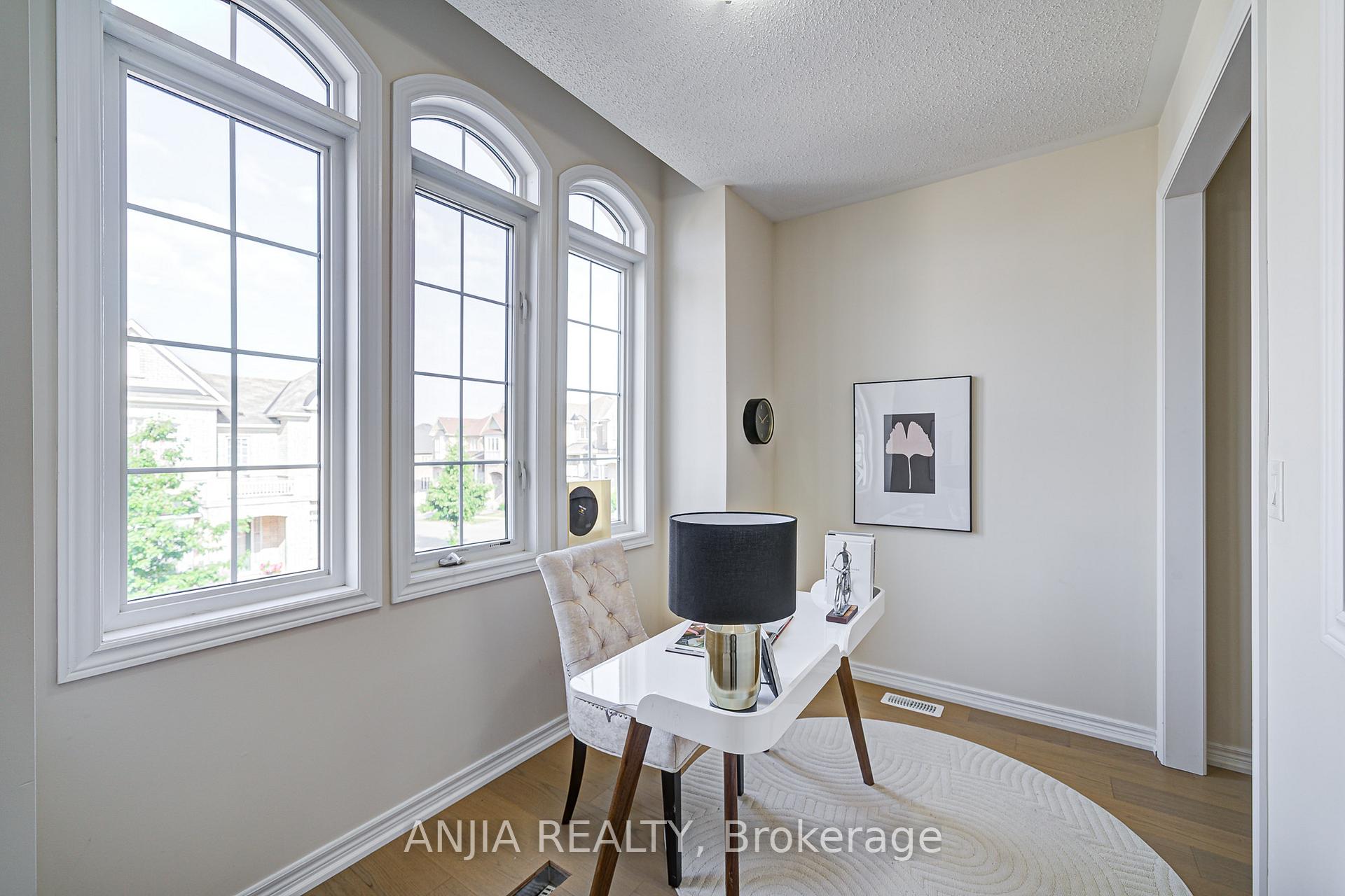 Photo 23 of 4 Christian Ritter Drive, Markham, Berczy — HOMEH