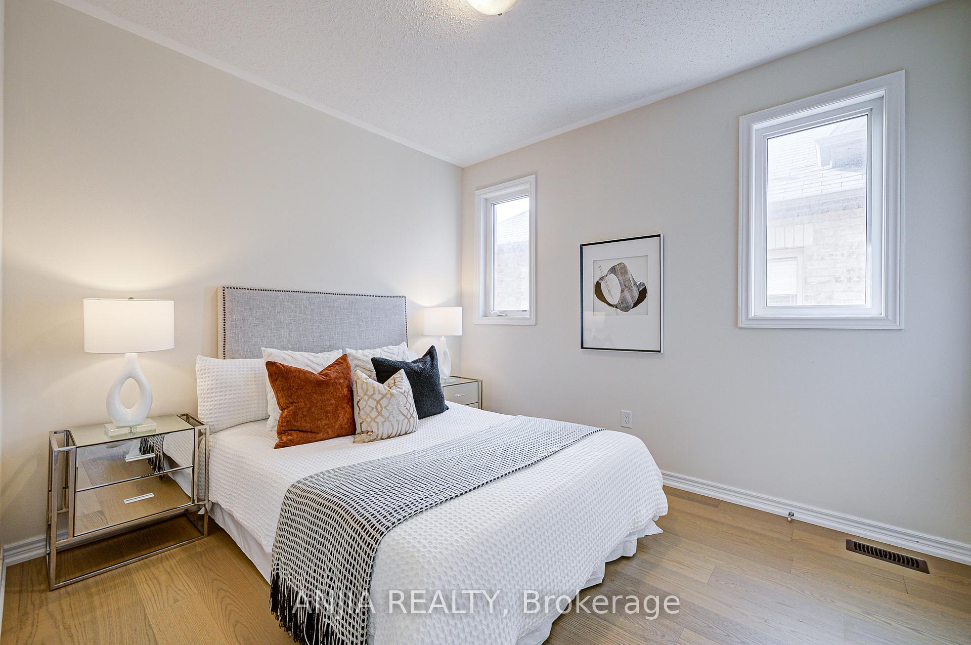 Photo 34 of 4 Christian Ritter Drive, Markham, Berczy — HOMEH
