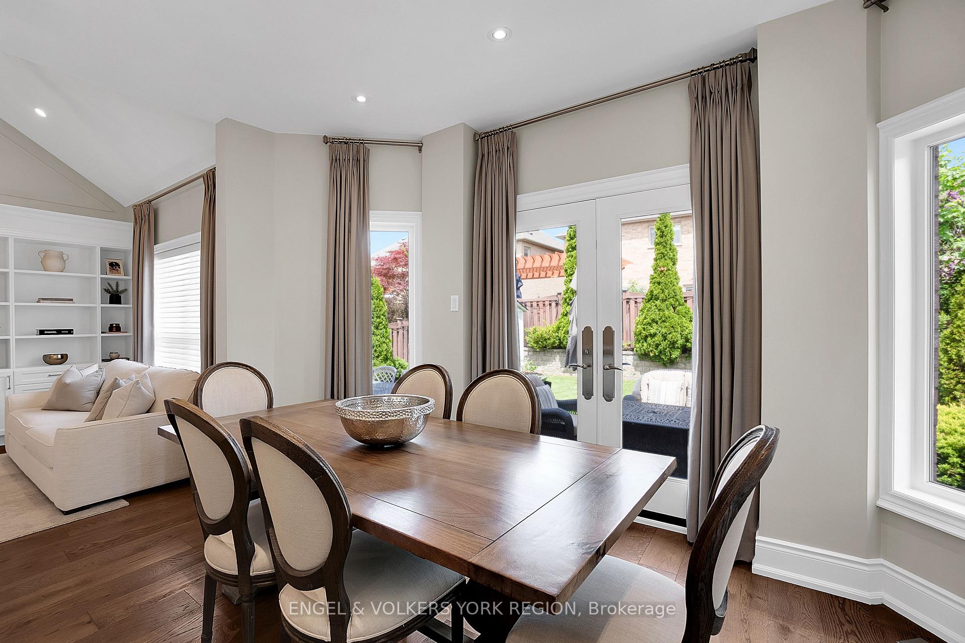 Photo 22 of 151 Glenside Drive, Vaughan, Maple — HOMEH