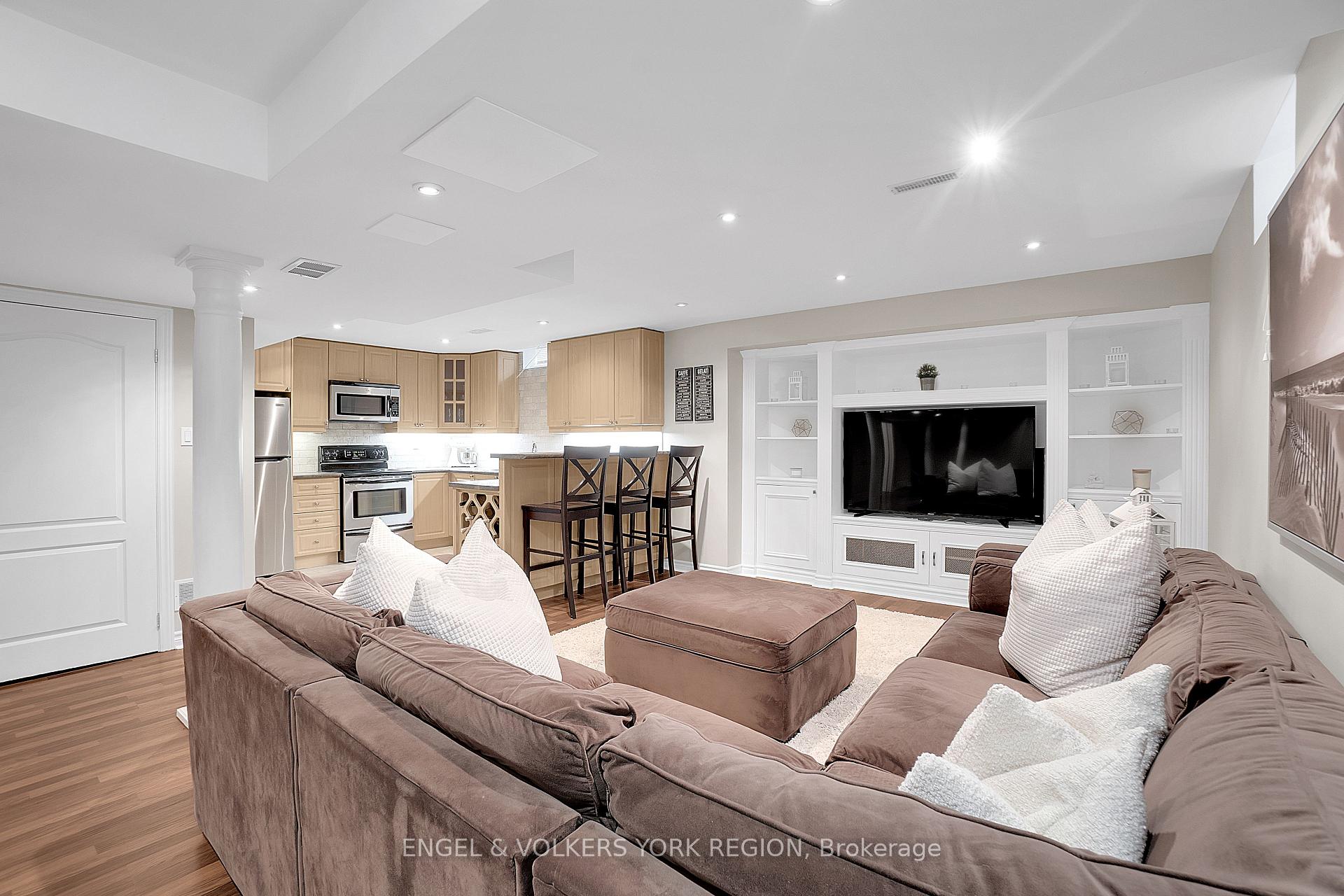 Photo 45 of 151 Glenside Drive, Vaughan, Maple — HOMEH