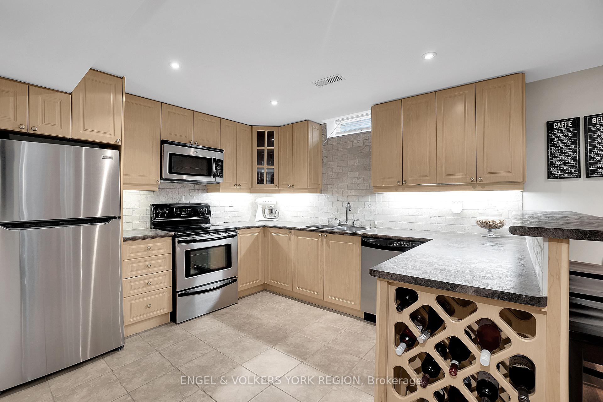 Photo 37 of 151 Glenside Drive, Vaughan, Maple — HOMEH