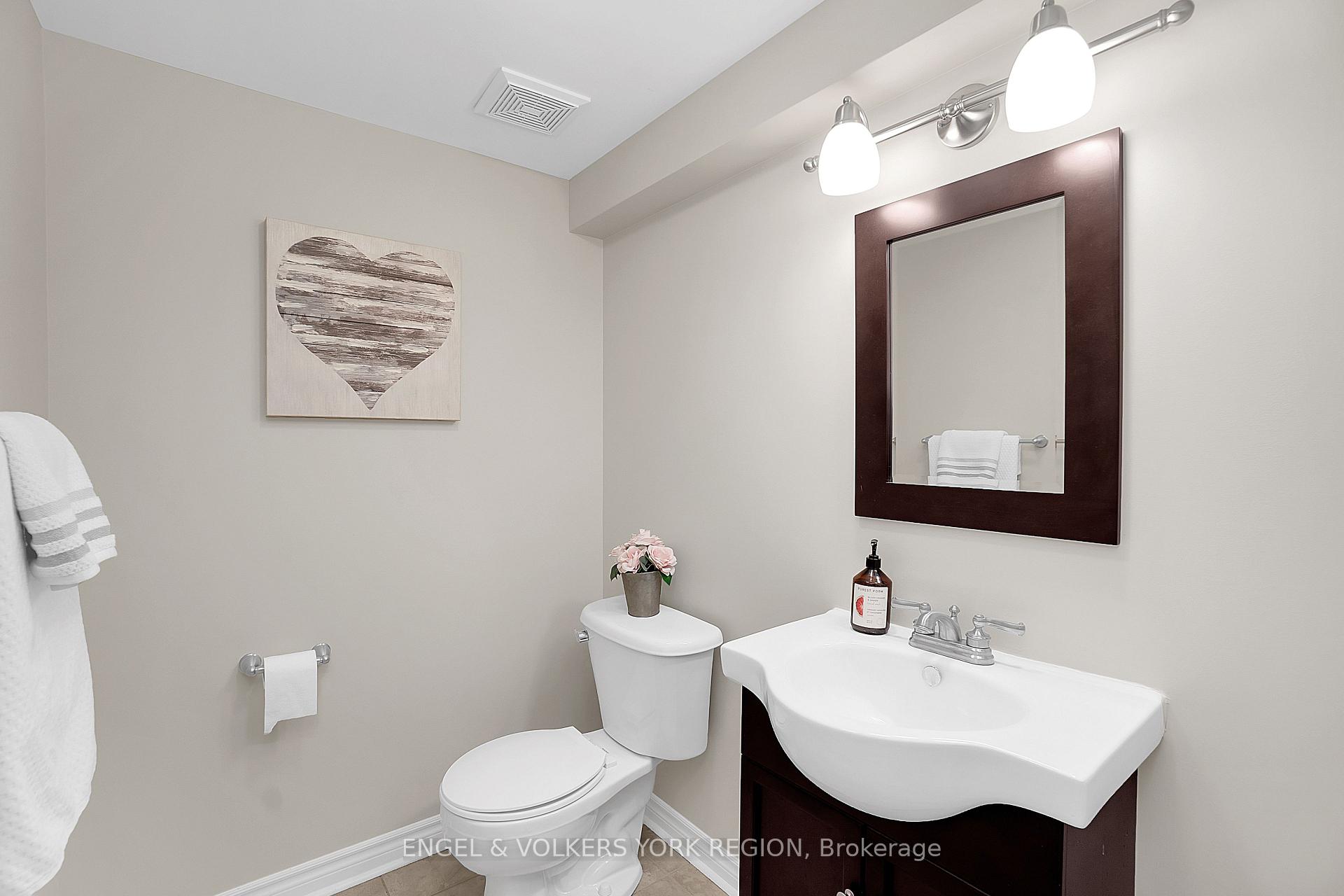 Photo 30 of 151 Glenside Drive, Vaughan, Maple — HOMEH