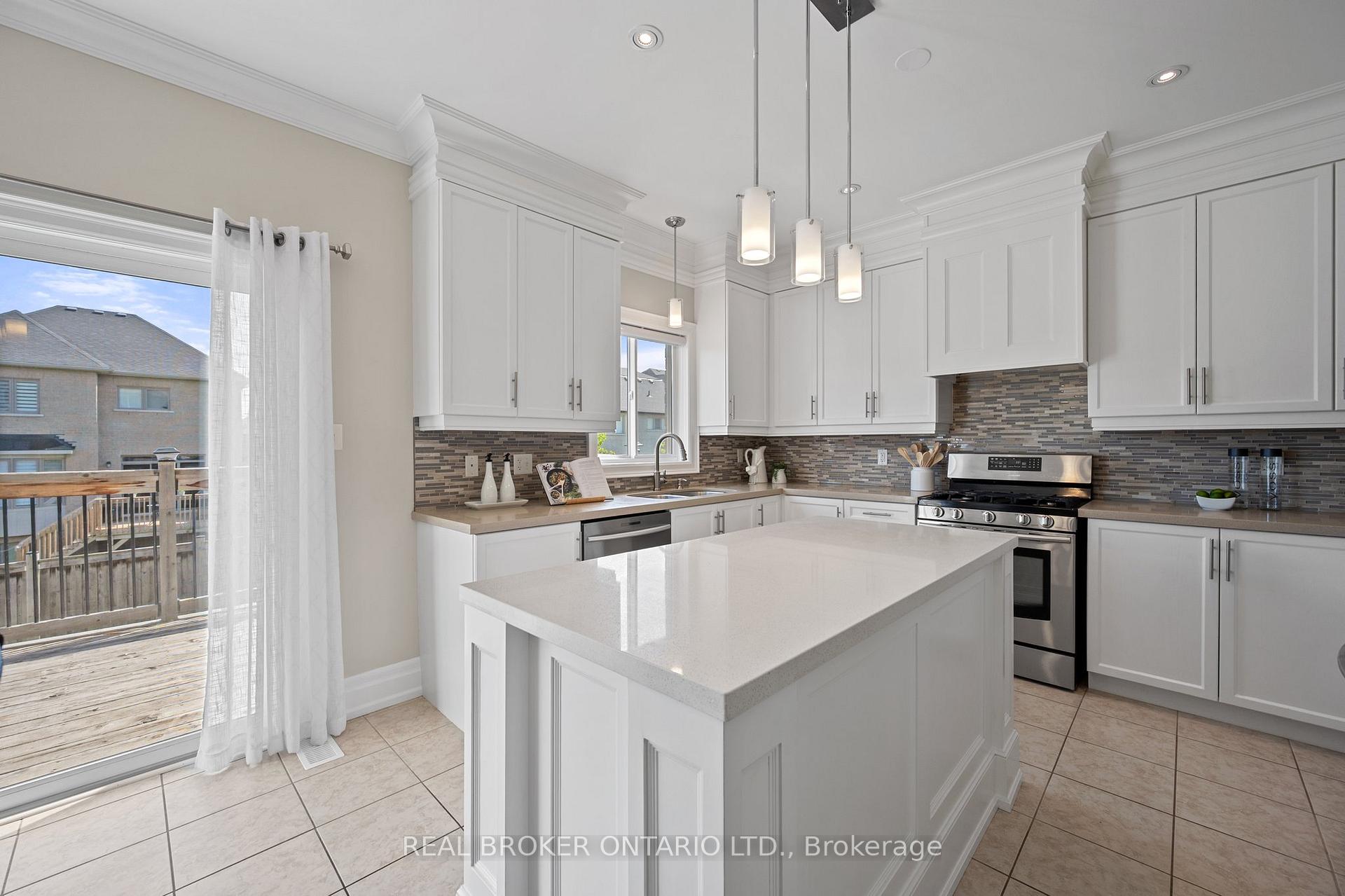 Photo 6 of 1399 Kellough Street, Innisfil, Alcona — HOMEH