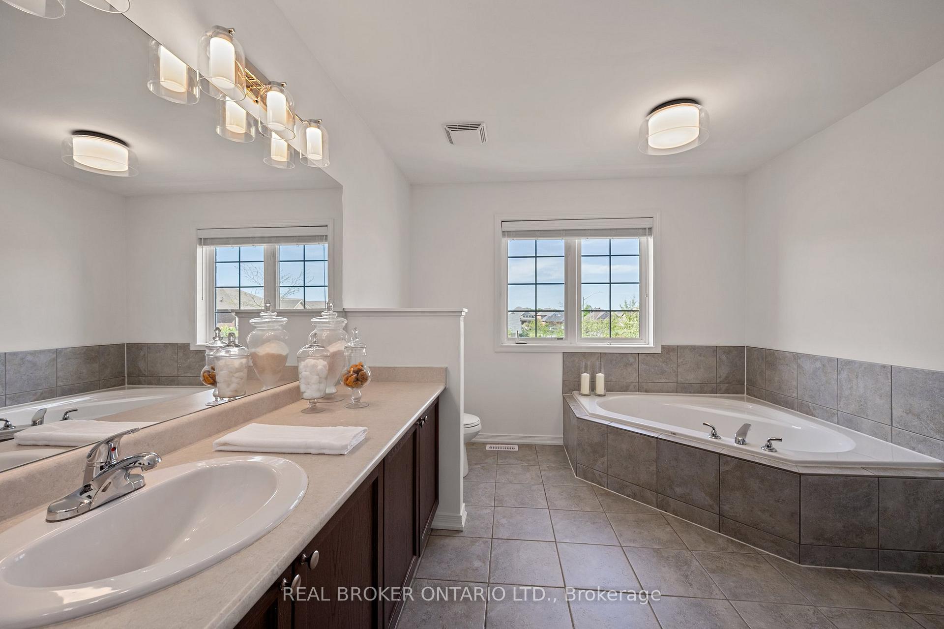Photo 35 of 1399 Kellough Street, Innisfil, Alcona — HOMEH