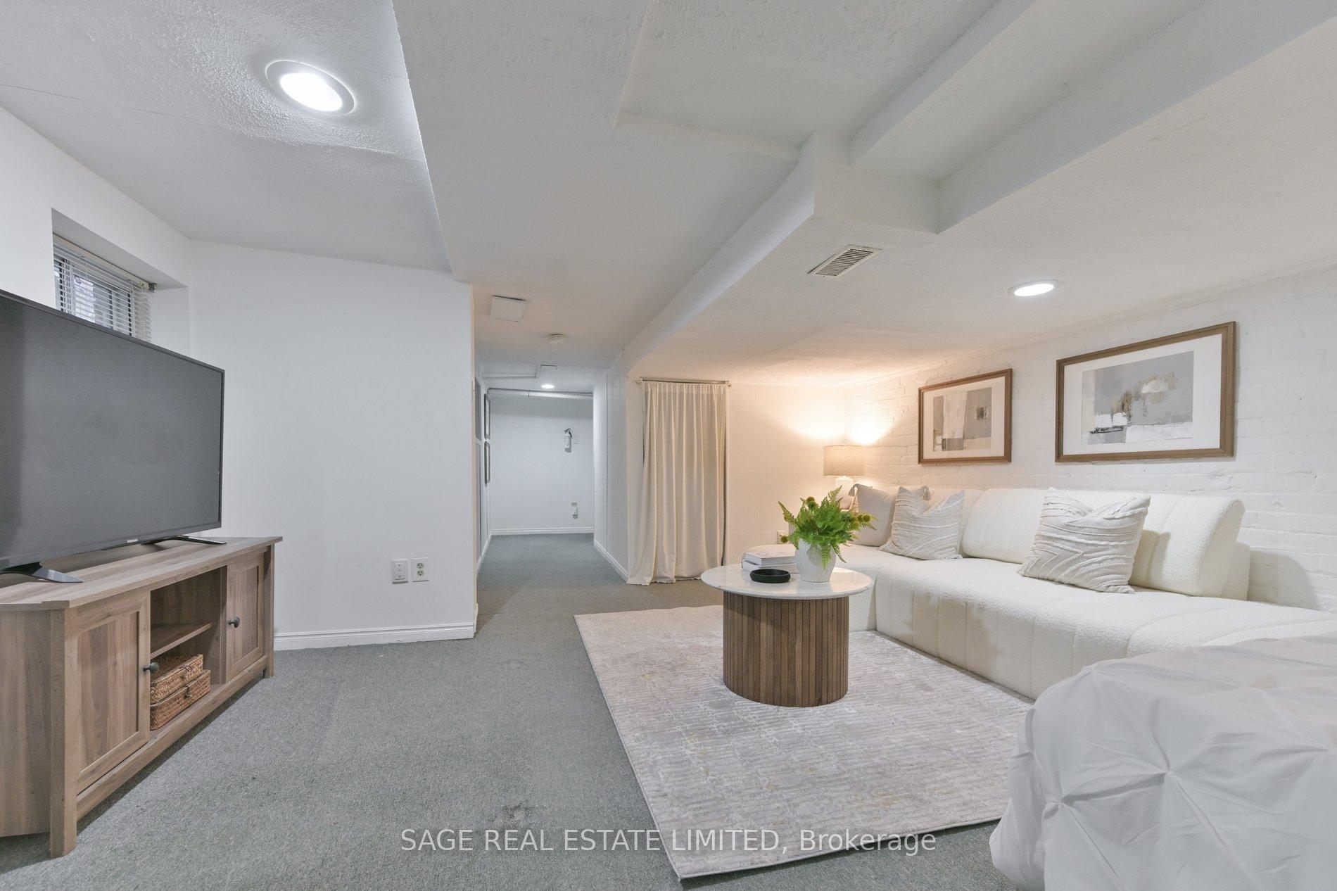 Photo 24 of 81 Empire Avenue, Toronto, South Riverdale — HOMEH