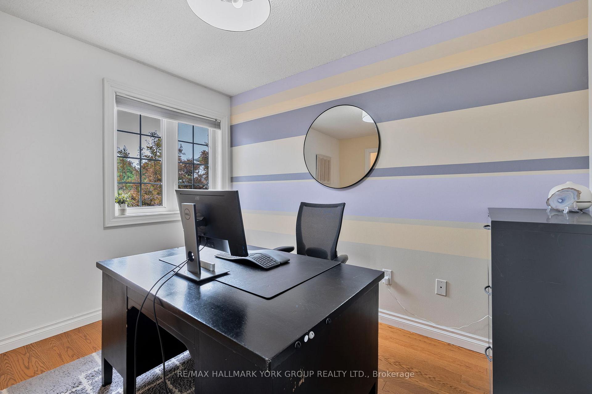 Photo 16 of 110 Rush Road, Aurora, Bayview Wellington — HOMEH
