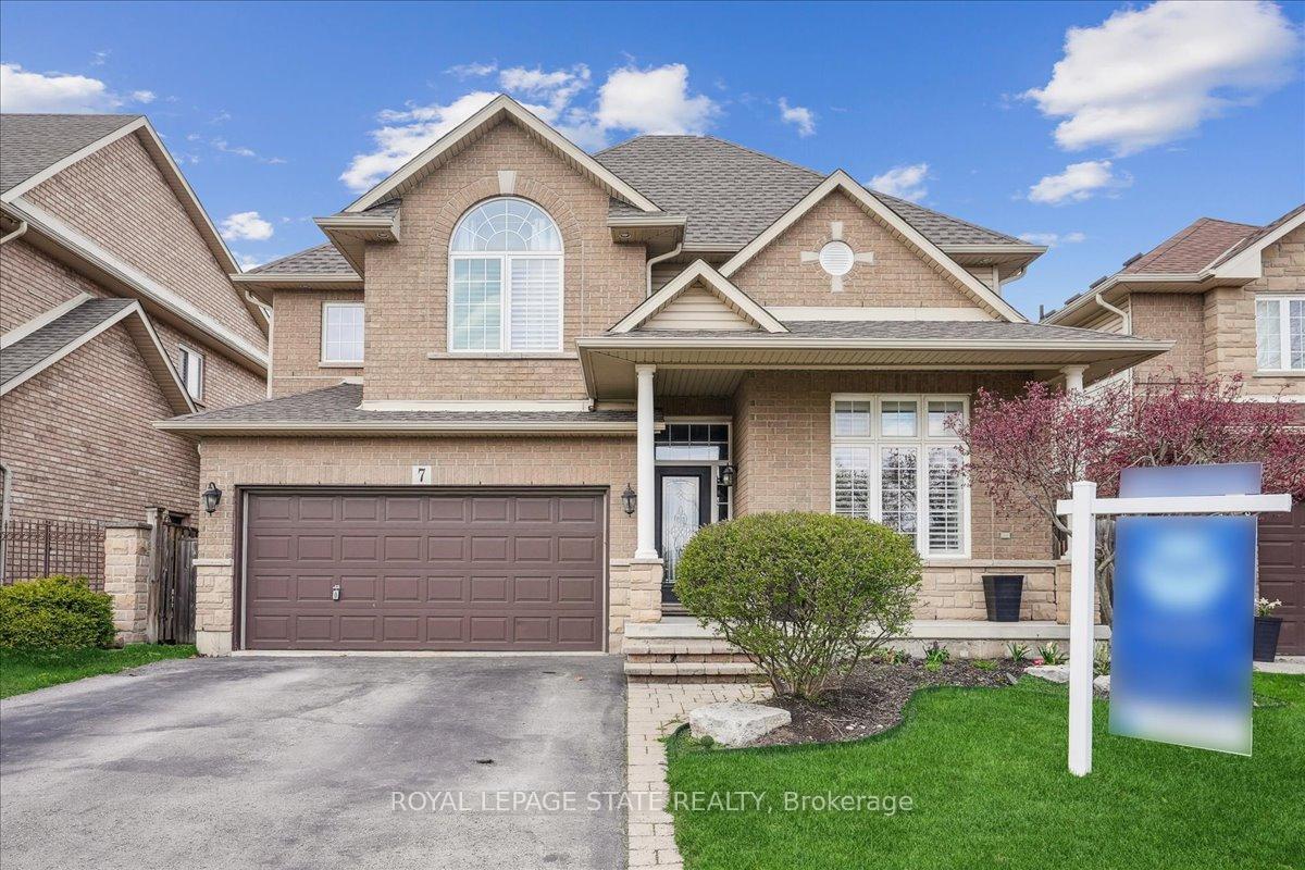 Photo 4 of 7 Bocelli Crescent, Hamilton, Rural Glanbrook — HOMEH