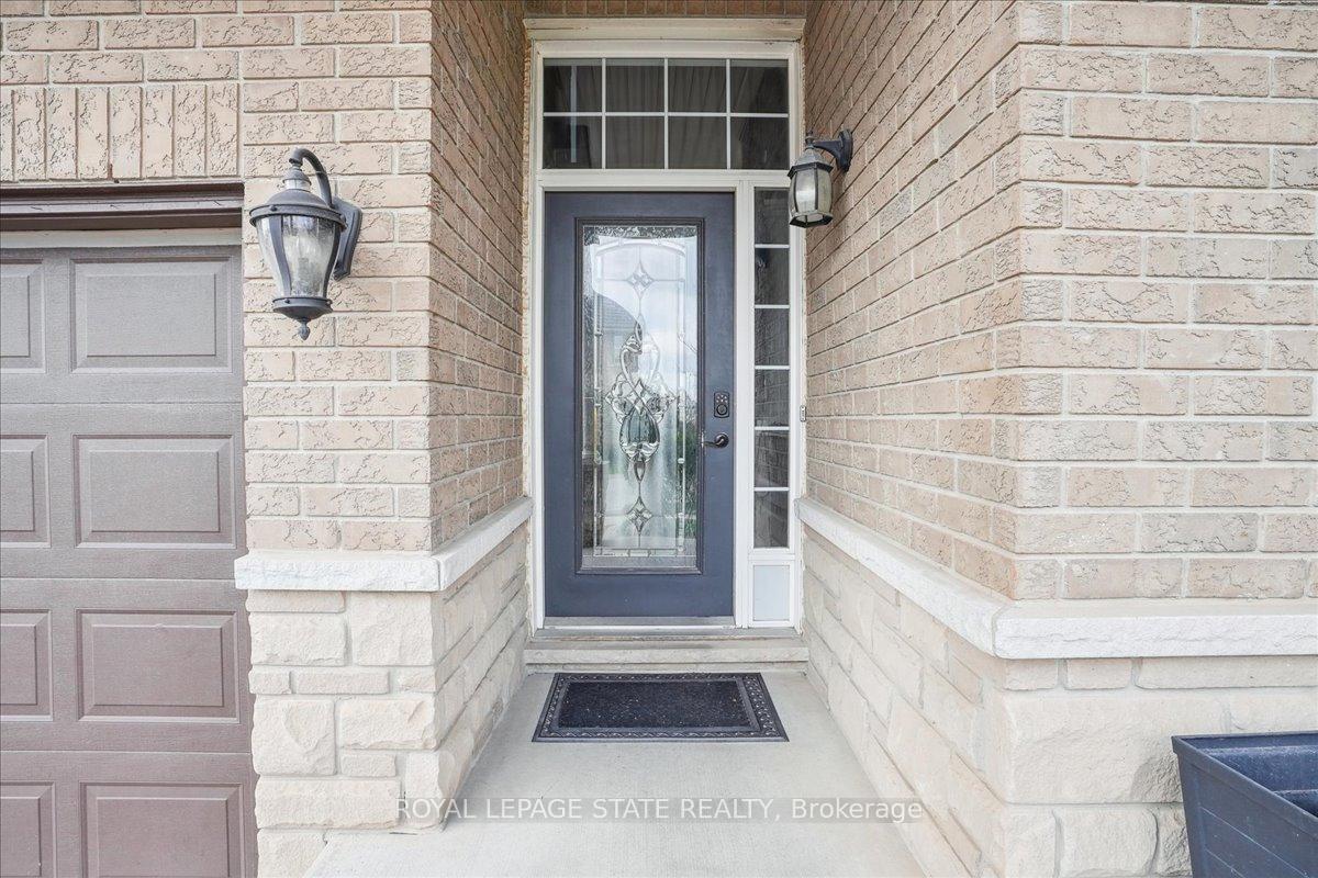 Photo 7 of 7 Bocelli Crescent, Hamilton, Rural Glanbrook — HOMEH
