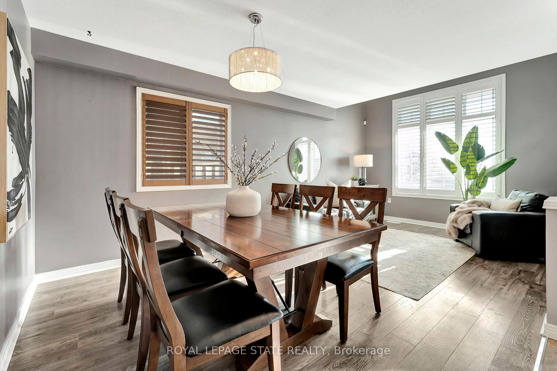 Photo 12 of 7 Bocelli Crescent, Hamilton, Rural Glanbrook — HOMEH