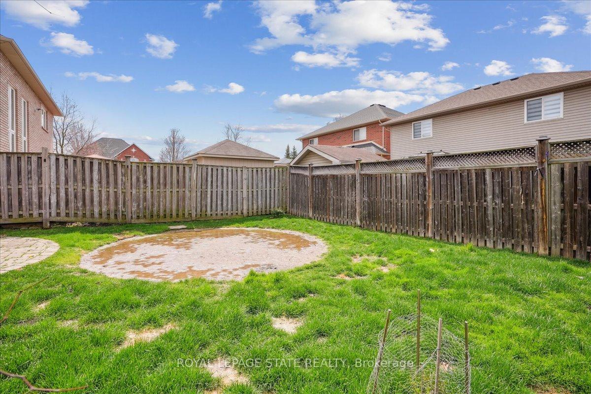 Photo 20 of 7 Bocelli Crescent, Hamilton, Rural Glanbrook — HOMEH