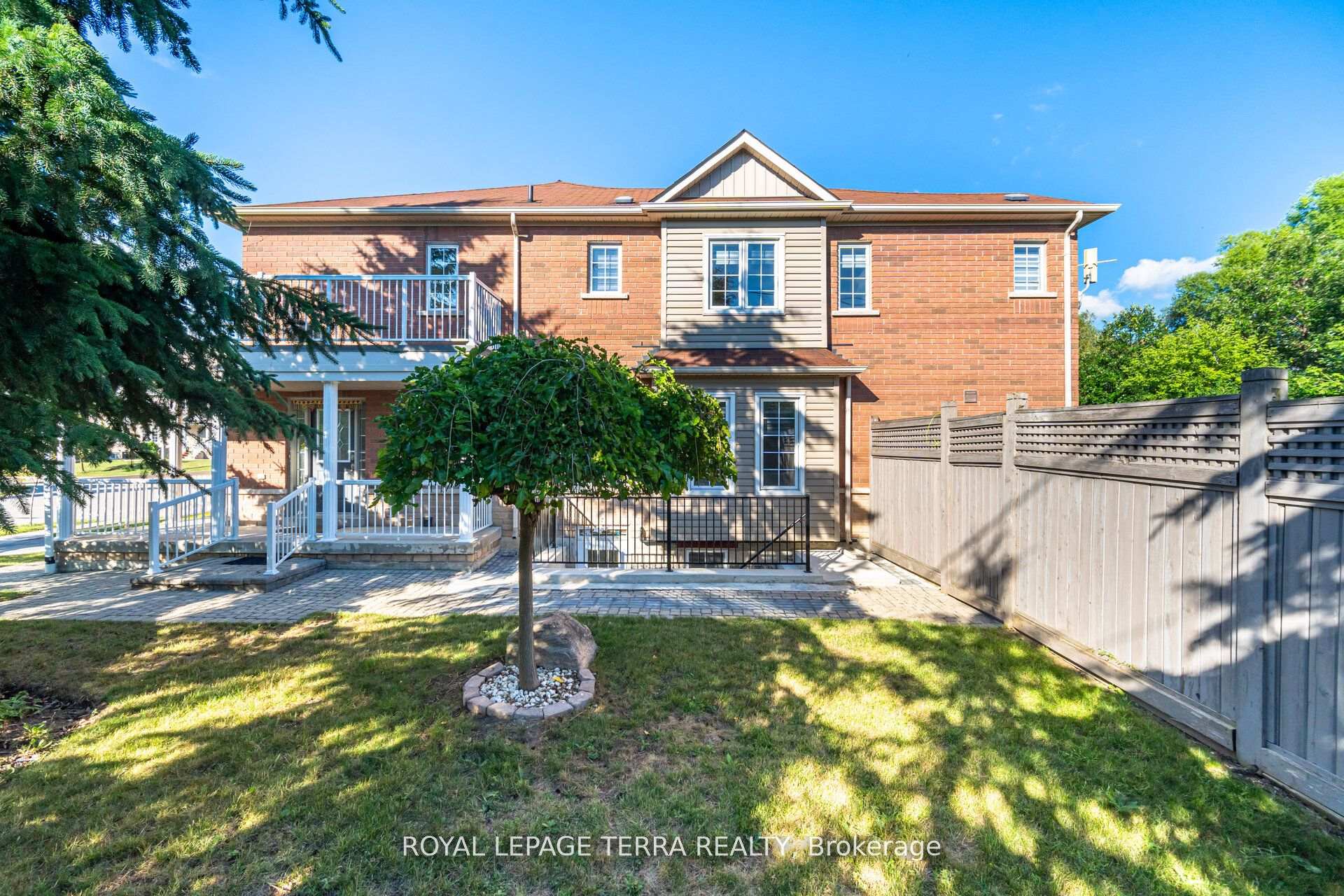 Photo 3 of 1 Copperfield Road, Brampton, Sandringham-Wellington — HOMEH