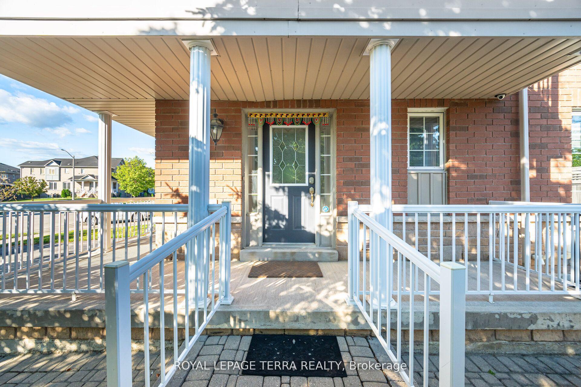 Photo 7 of 1 Copperfield Road, Brampton, Sandringham-Wellington — HOMEH