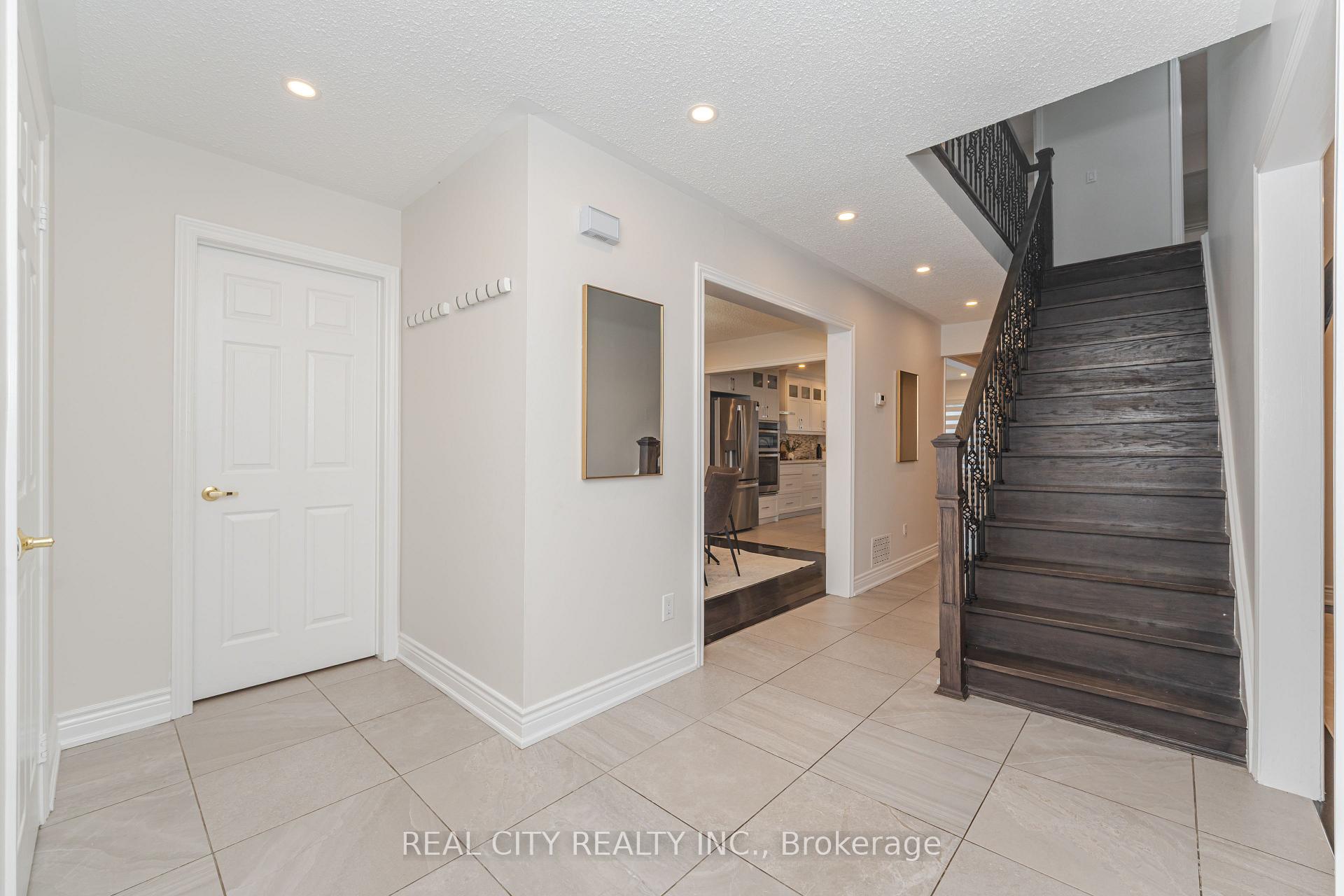 Photo 4 of 36 Jeremy Place, Brampton, Northgate — HOMEH